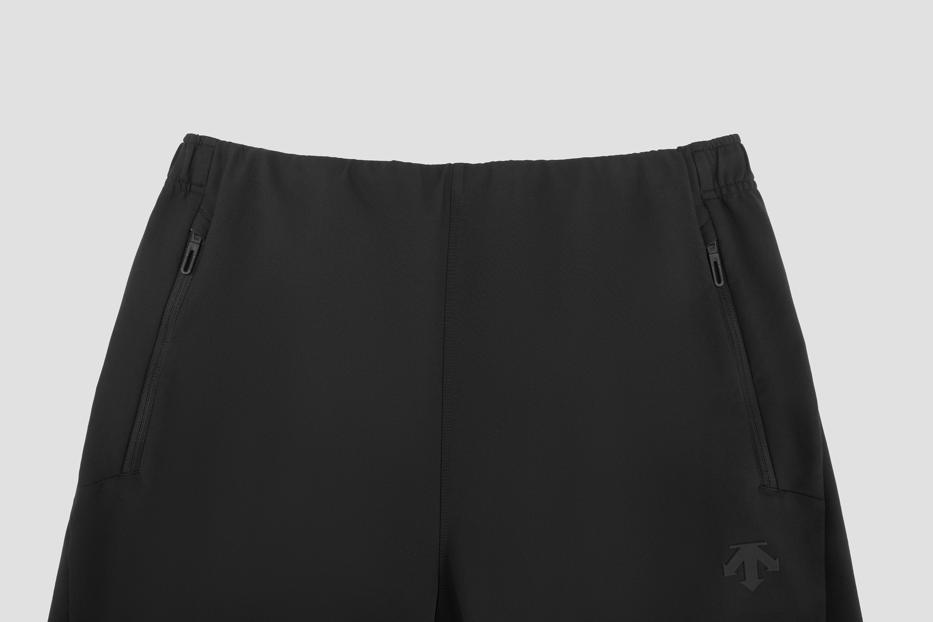 TRAINING Men Woven Pants-Descente SG