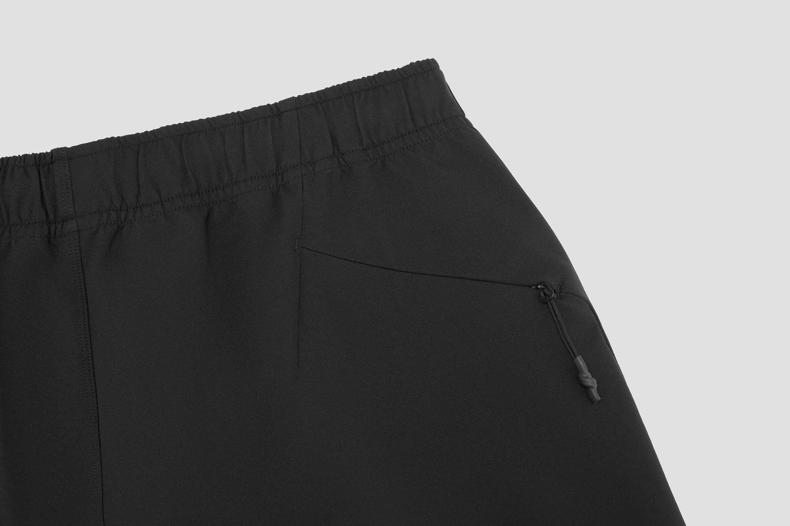 TRAINING Men Woven Pants-Descente SG