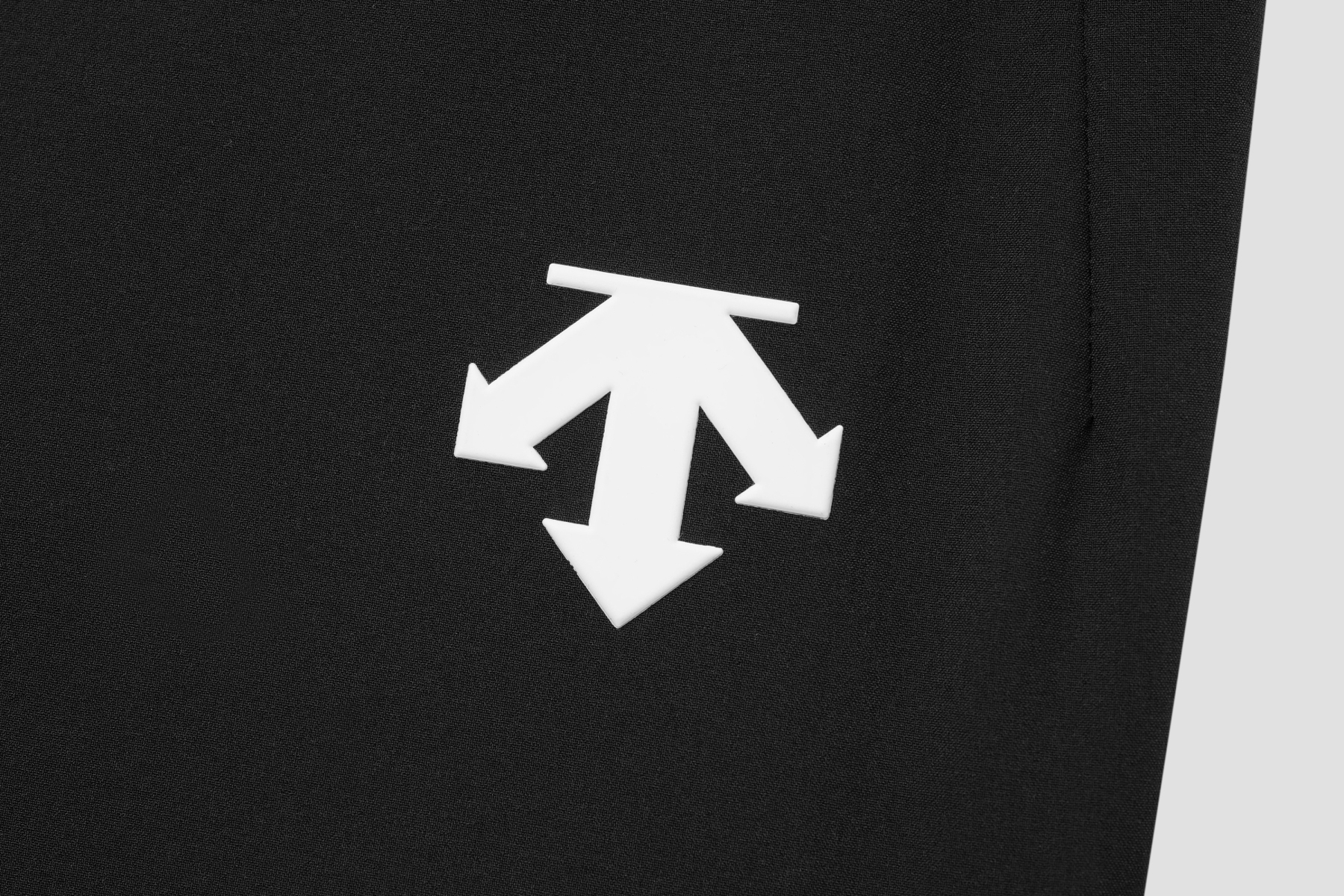 TRAINING Men Woven Pants