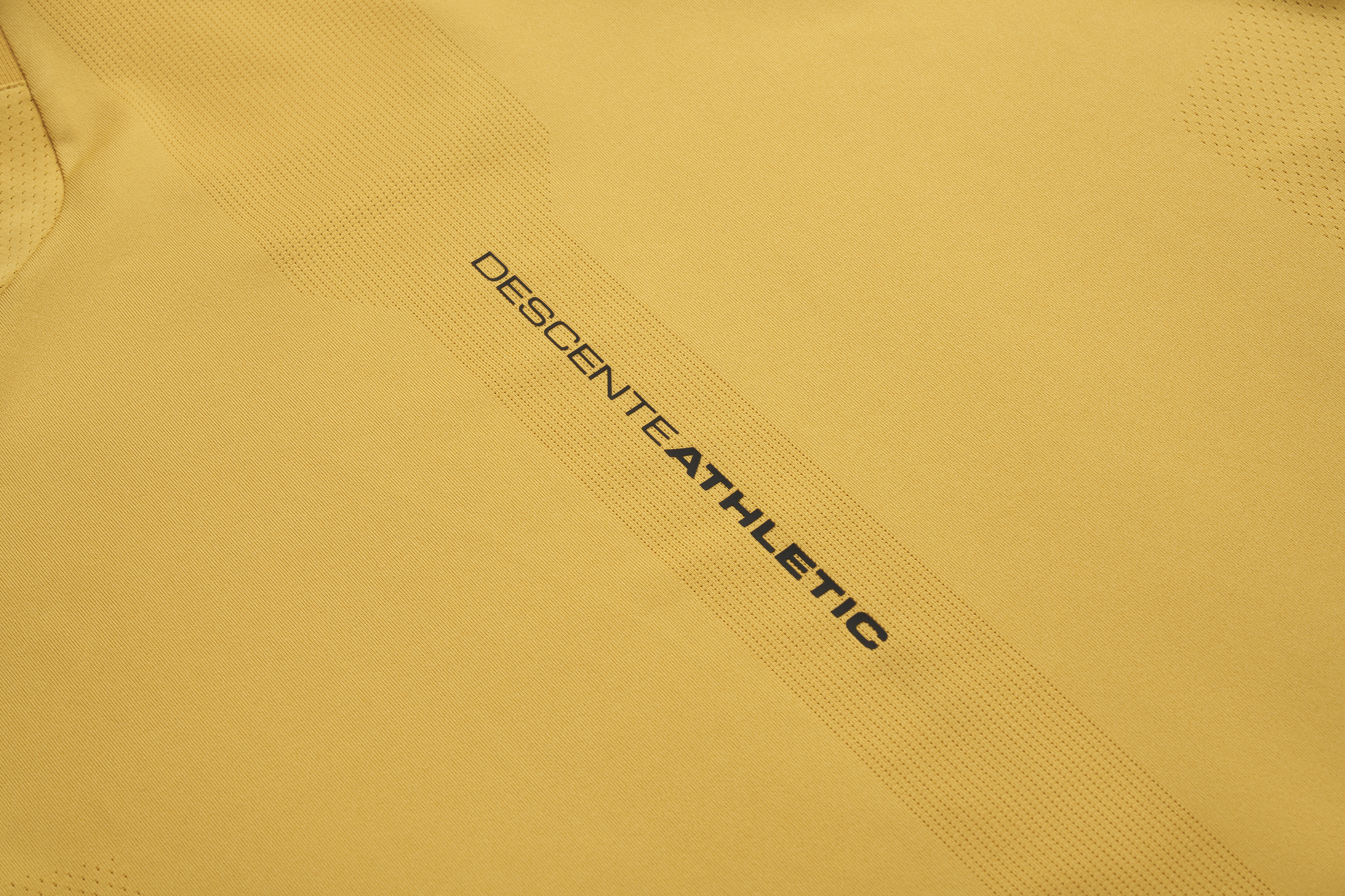 TRAINING Men Short Sleeve T-Shirt