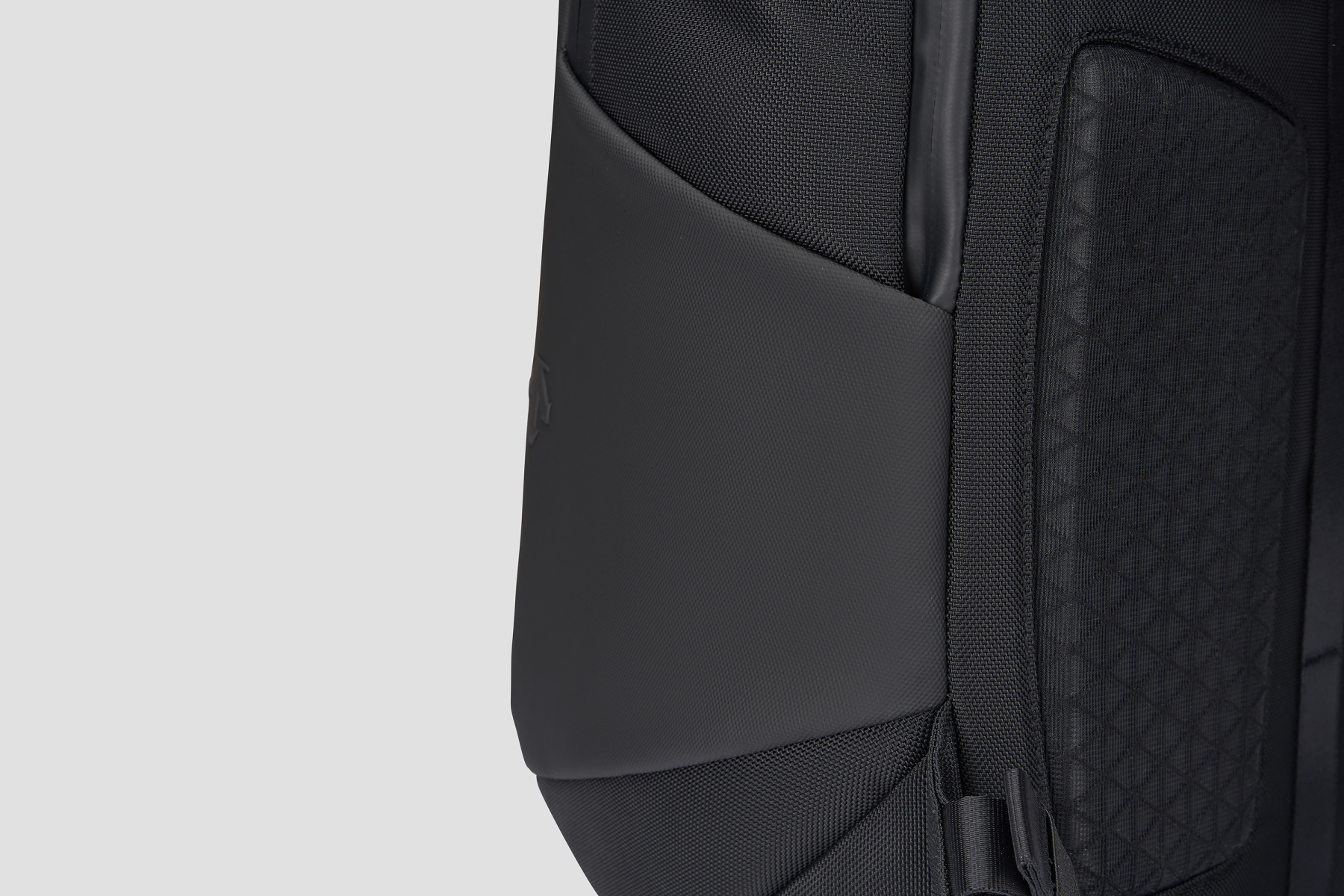 MOVE PACK Unisex Backpack-Descente SG