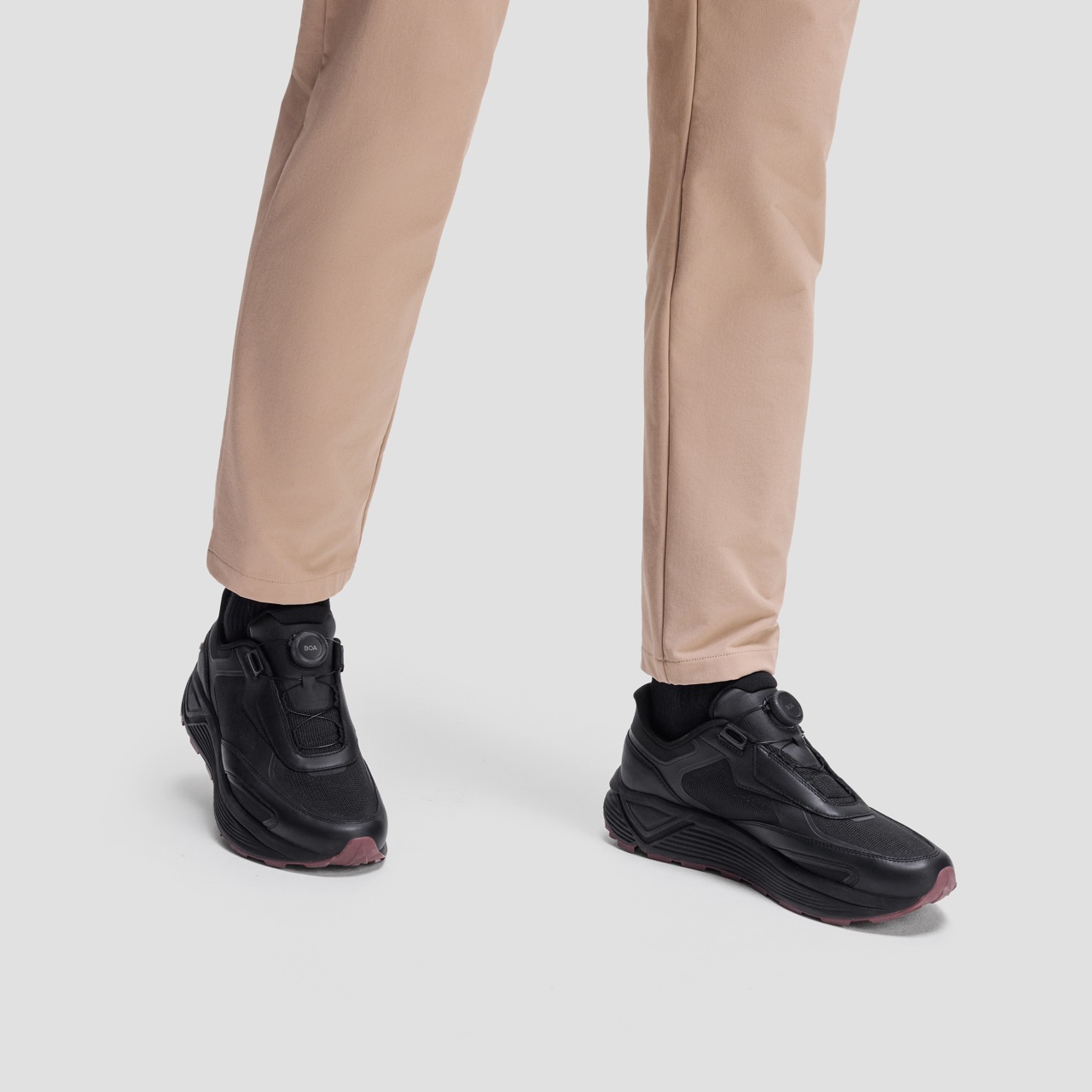 Men's Dualis Wire Sneakers