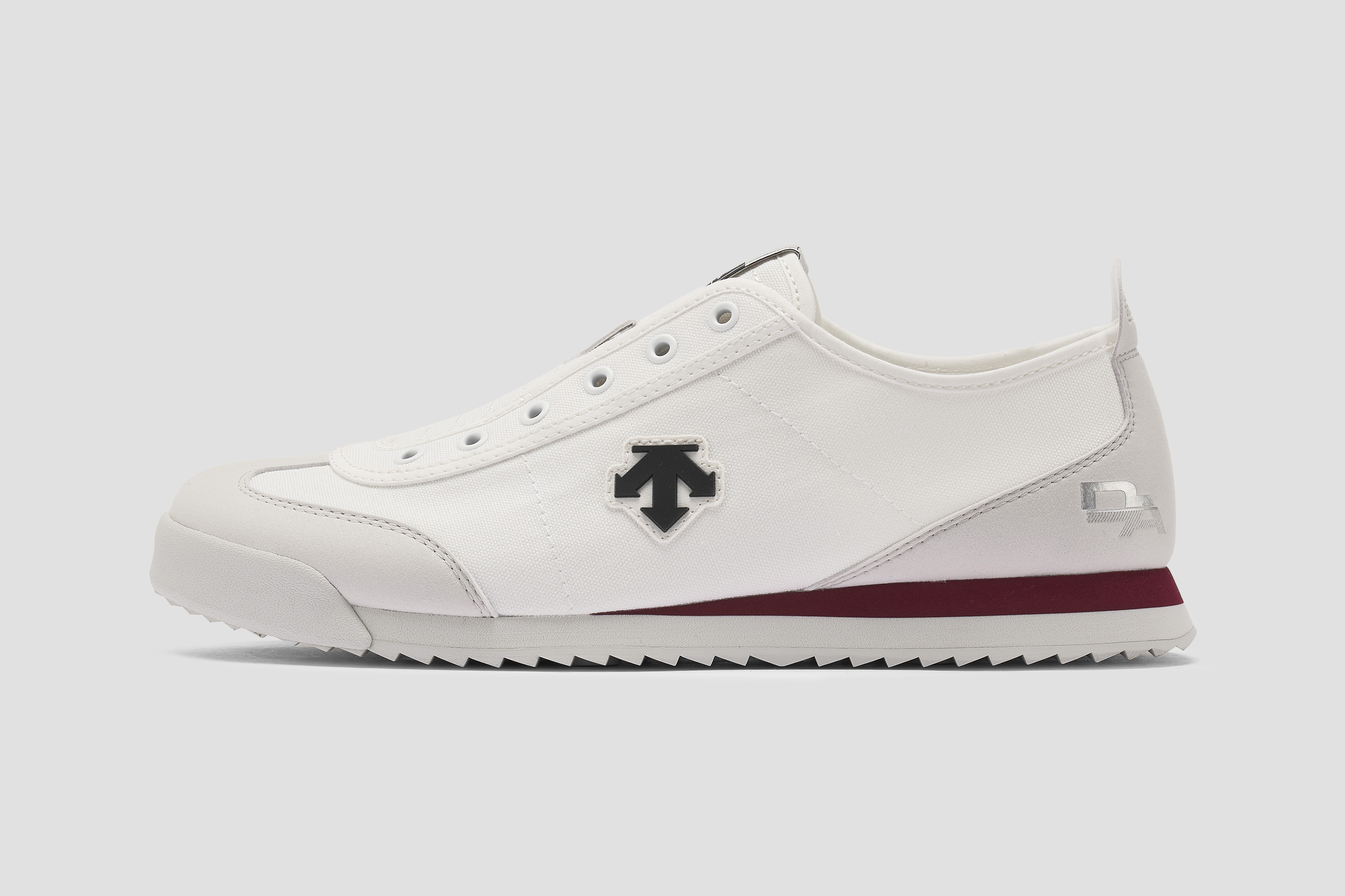 CHRON Series Slip-On Casual Sneakers