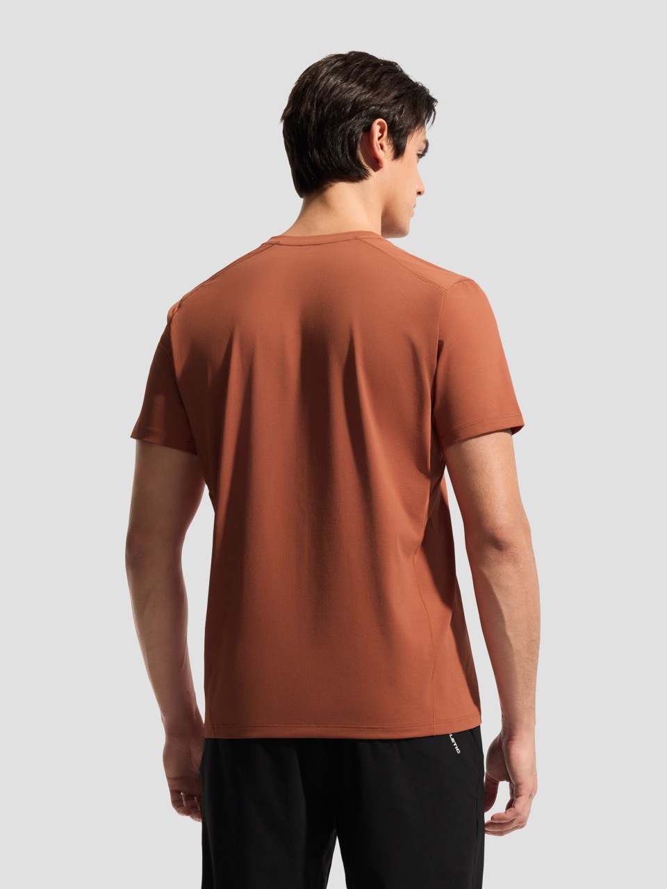 MEN'S TRAINING Short Sleeve Tee