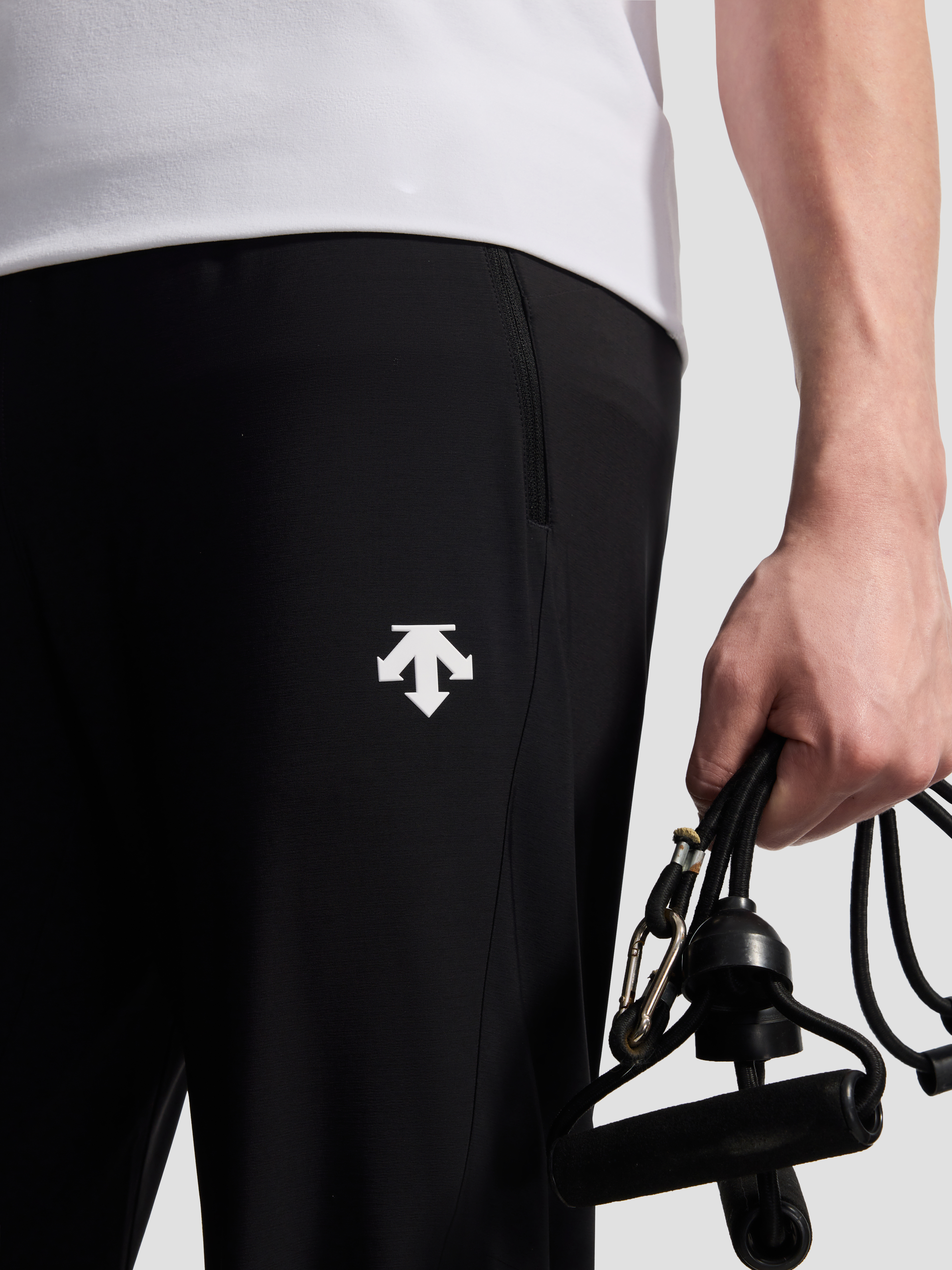 TRAINING Woven Pants