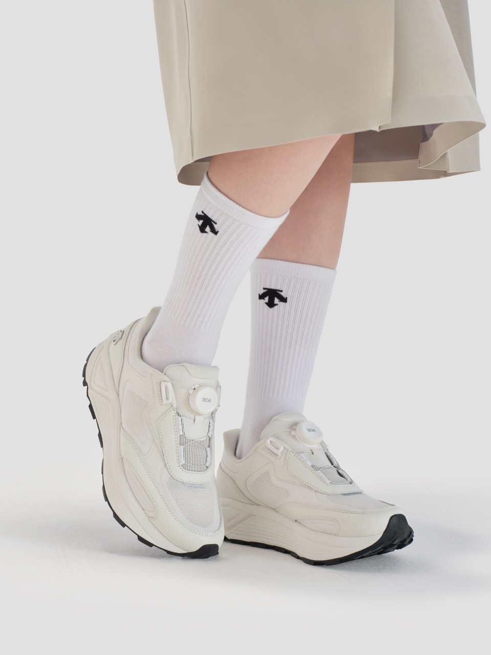 Women's Dualis Wire Shoes