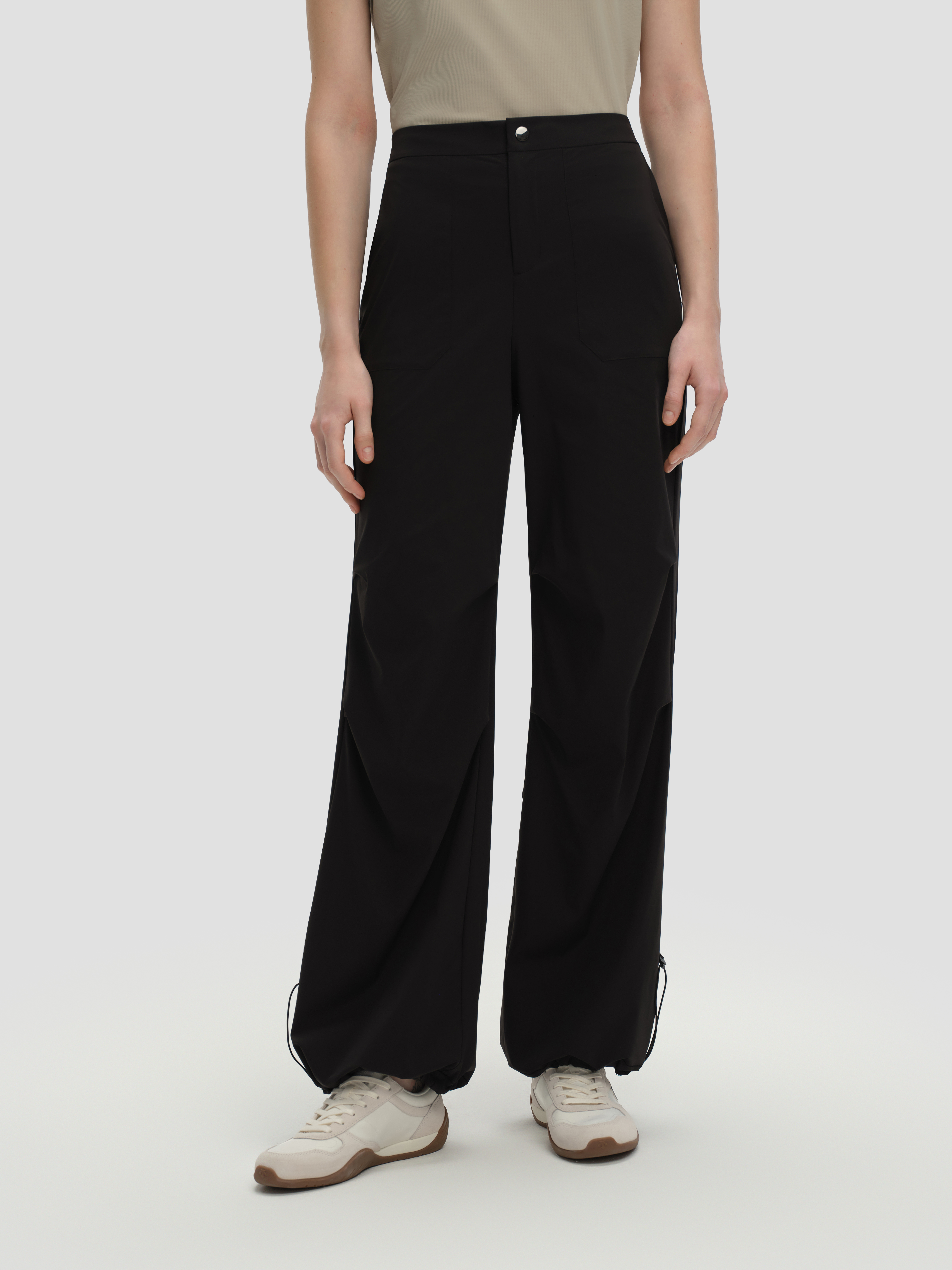 WOMEN'S STUDIO WOVEN PANTS