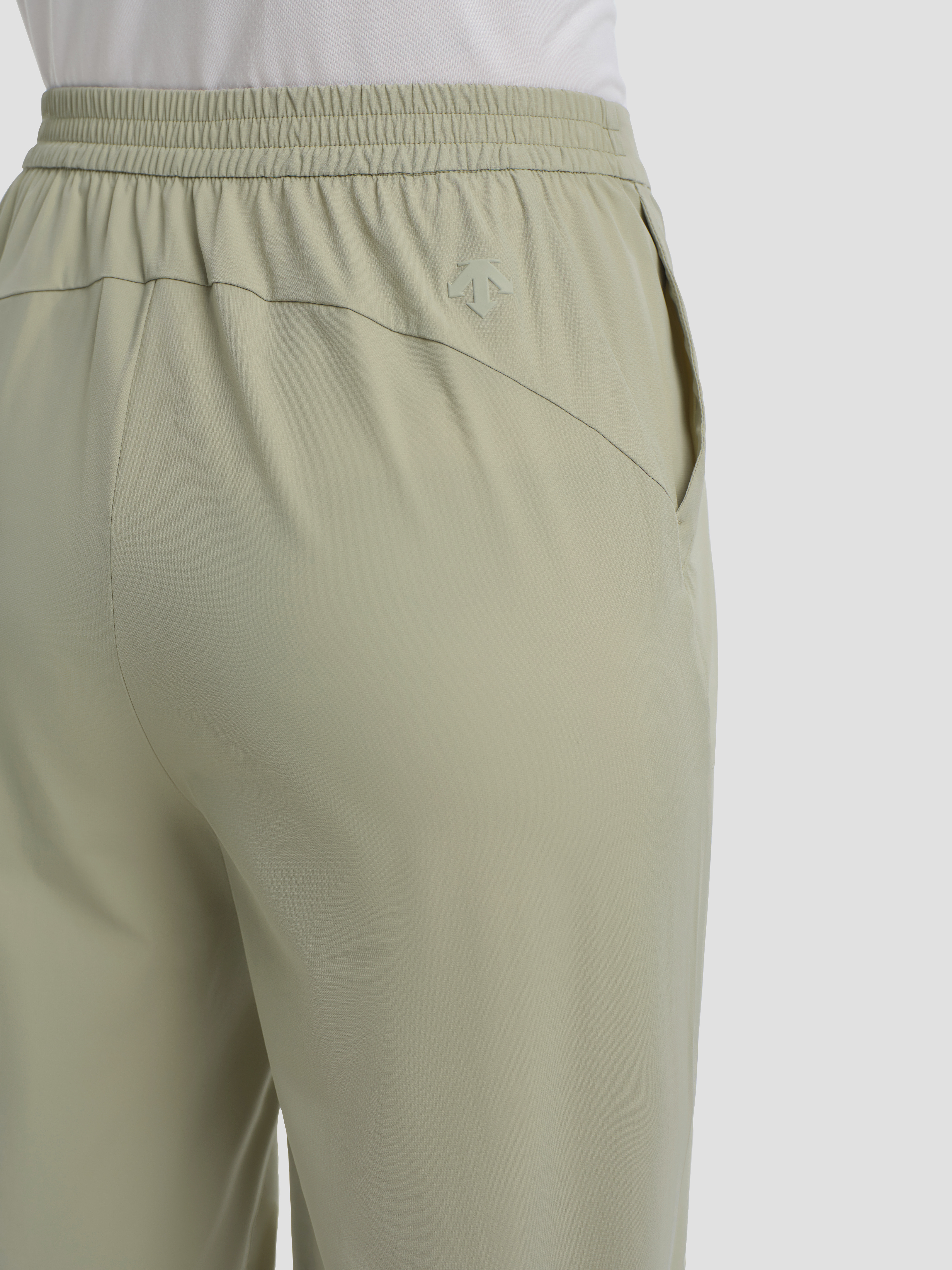 WOMEN'S STUDIO WOVEN PANTS