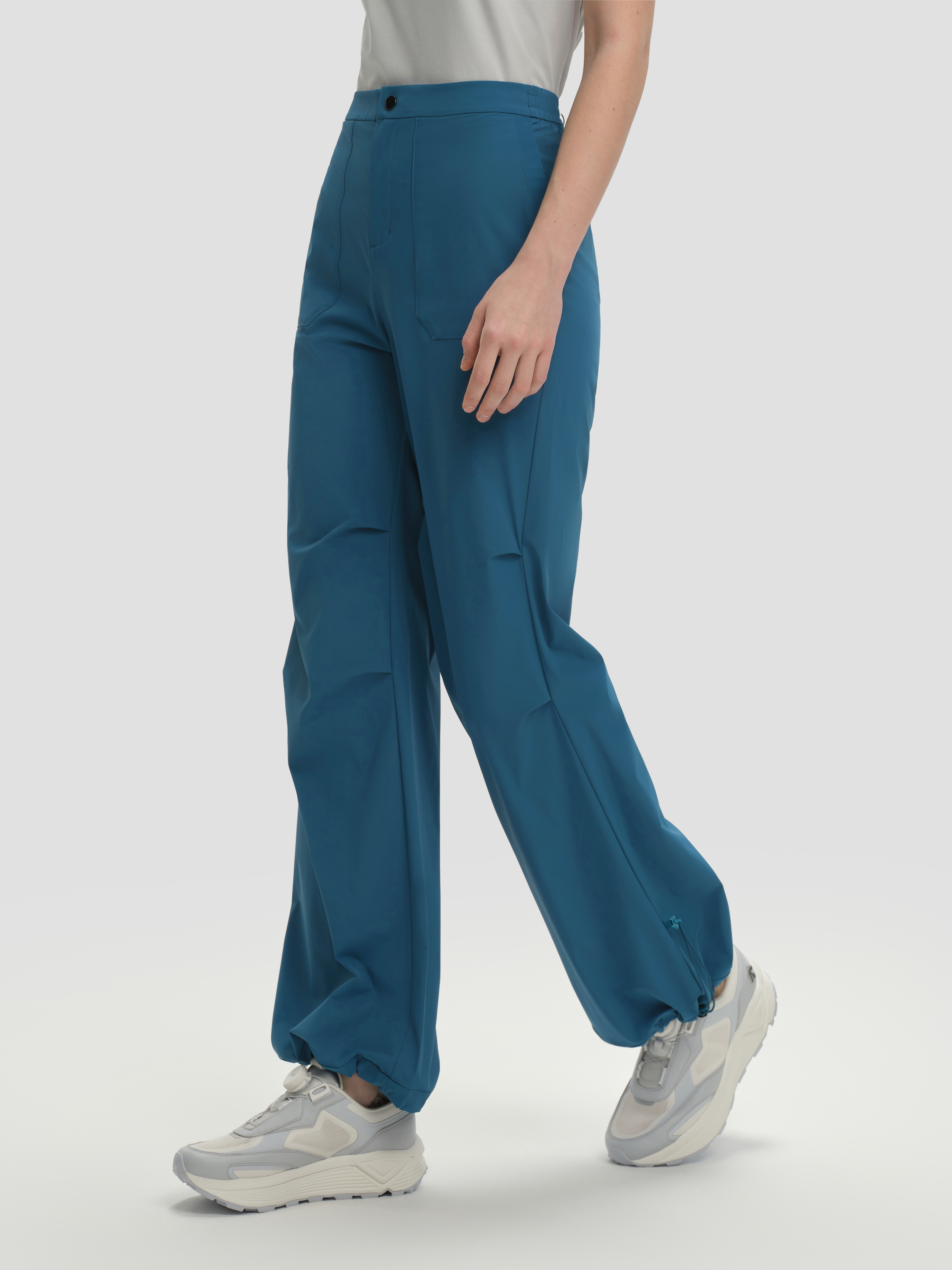 WOMEN'S STUDIO WOVEN PANTS