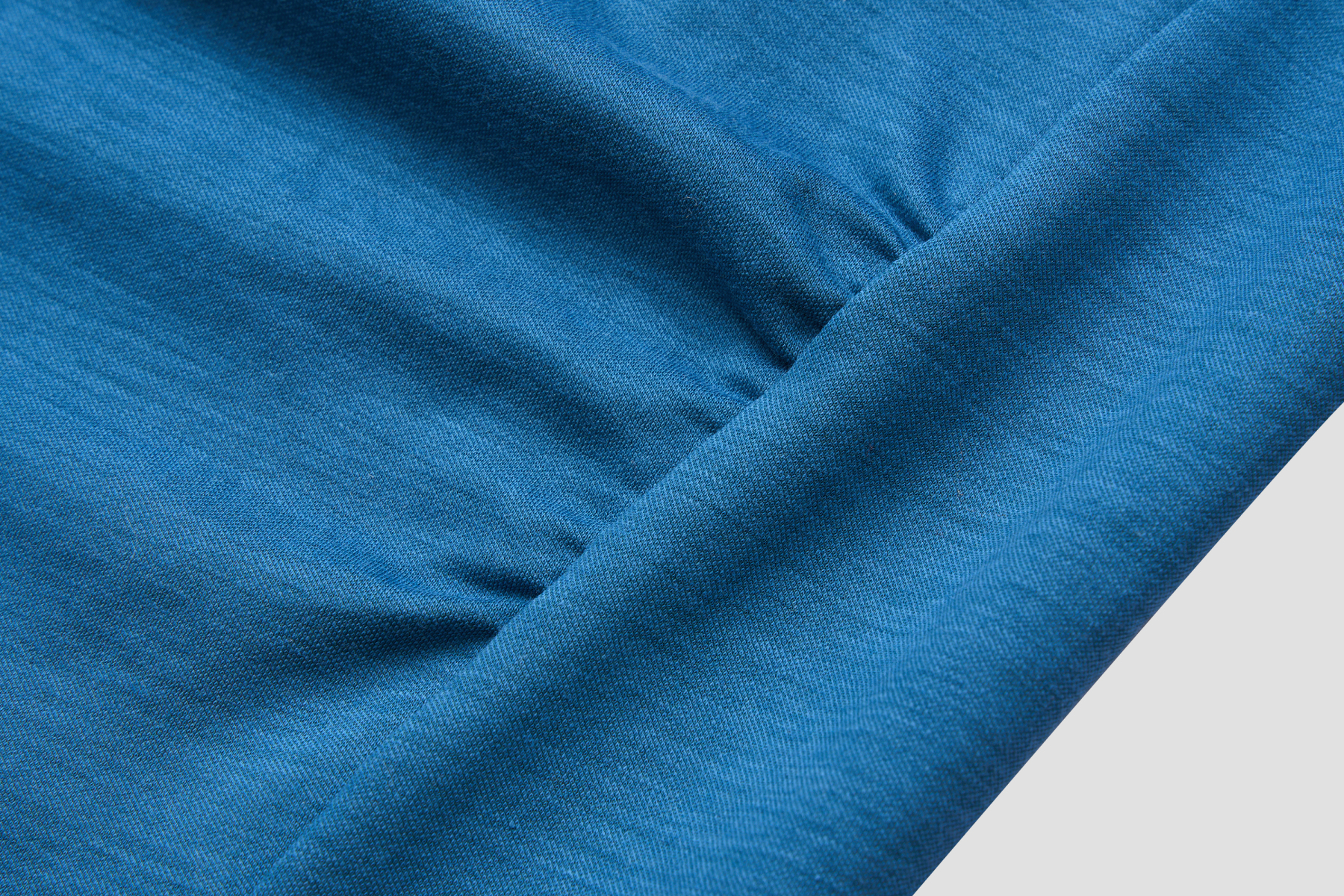 WOMEN'S STUDIO SHORT SLEEVE TEE