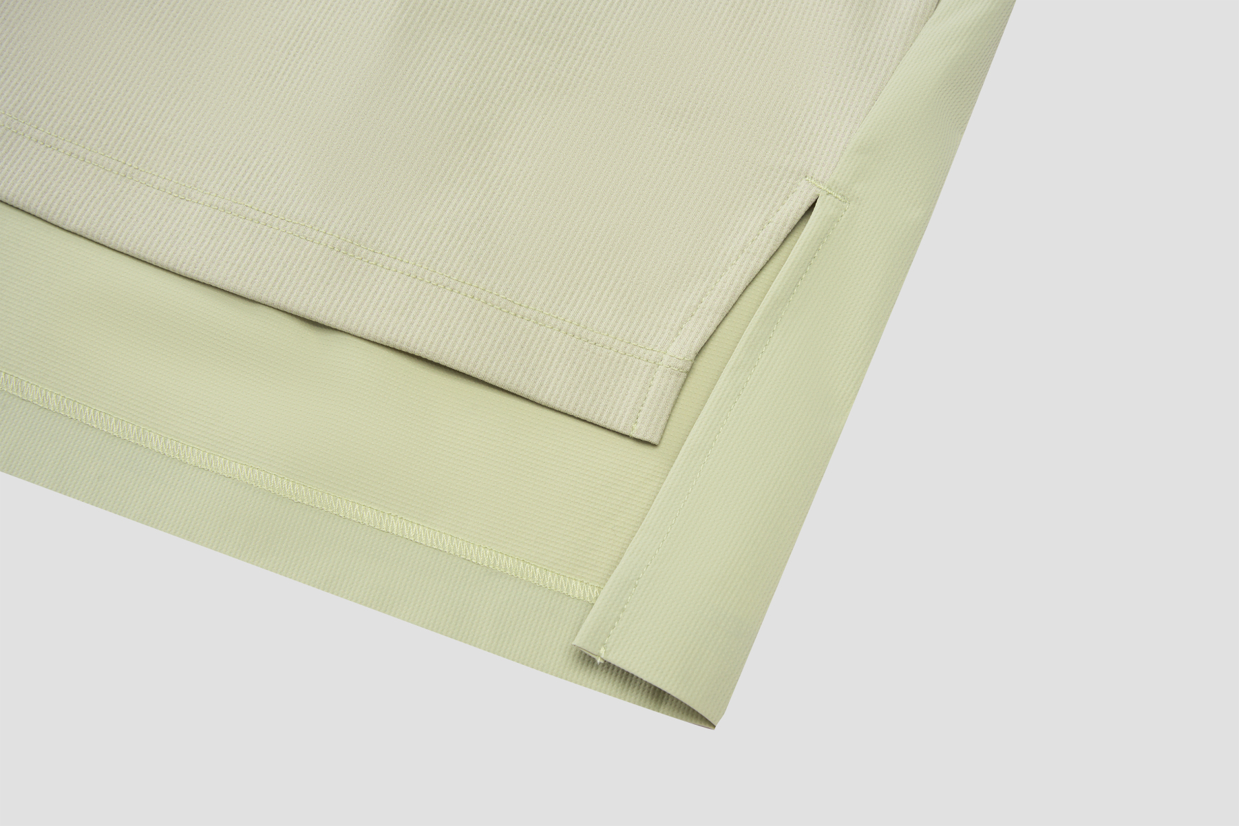 WOMEN'S STUDIO SHORT SLEEVE TEE