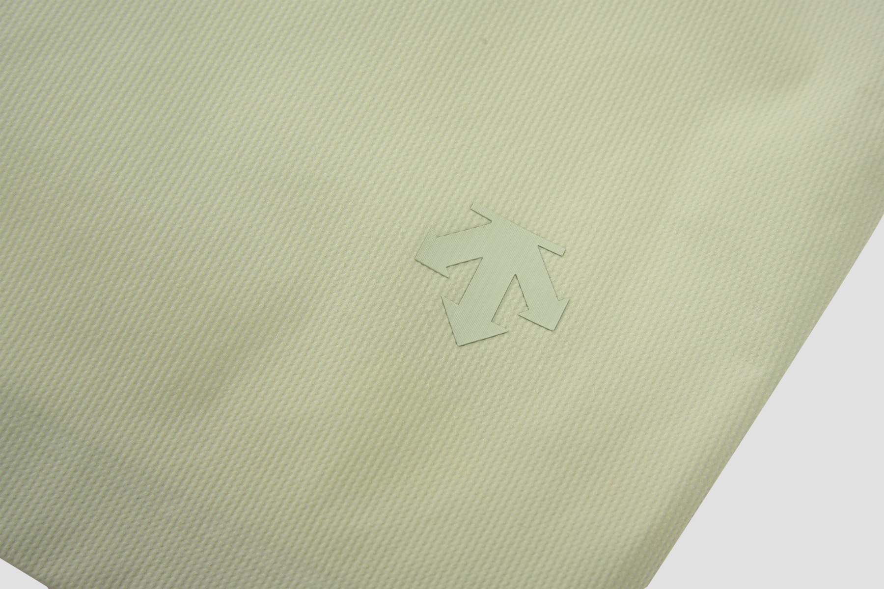 WOMEN'S STUDIO SHORT SLEEVE TEE