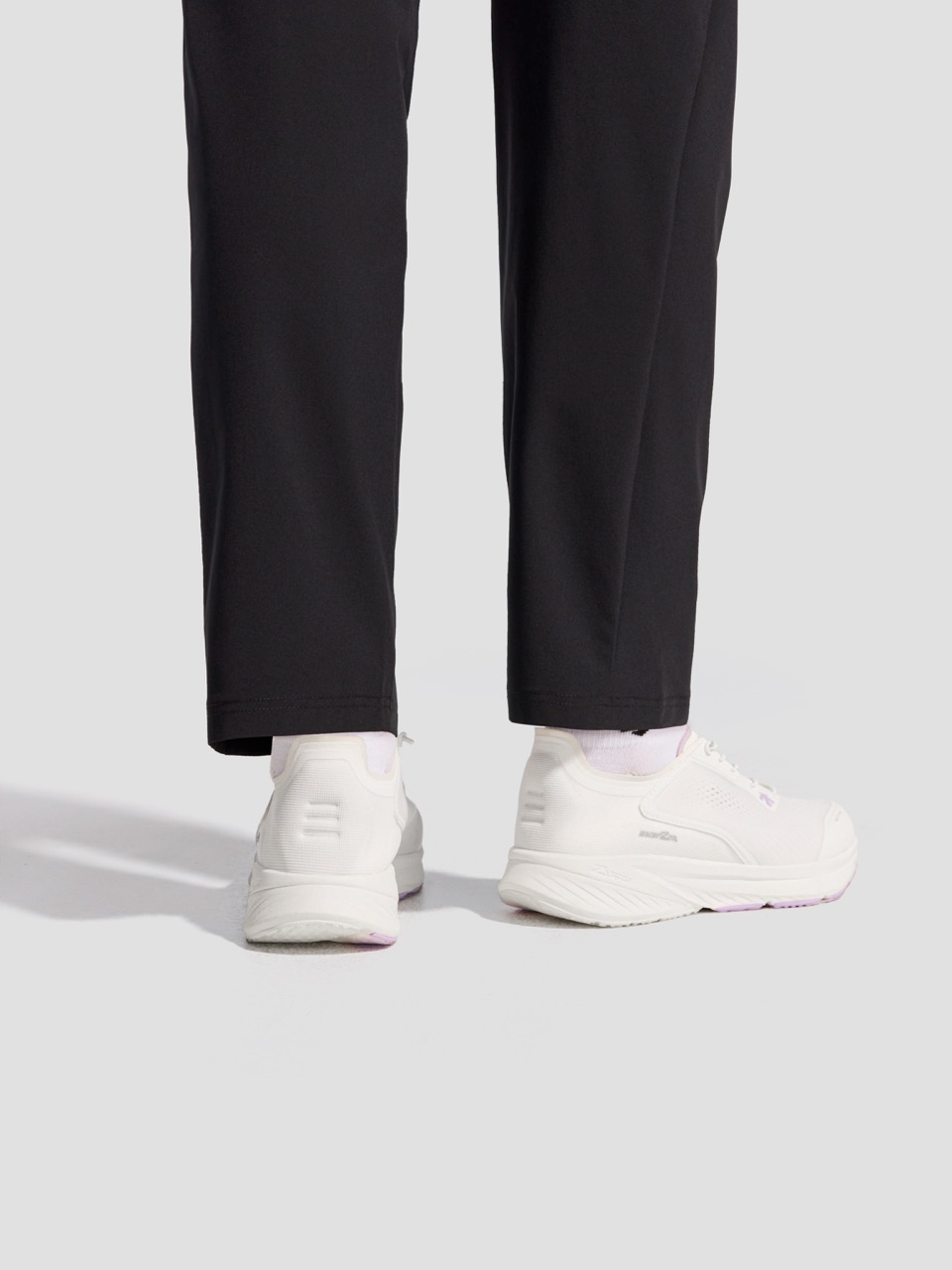 Women's Running Ease Stride Aero