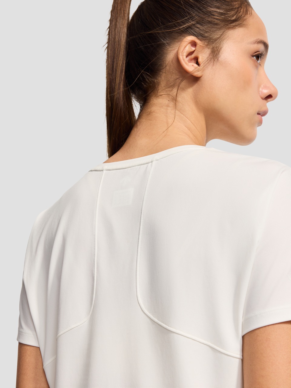 SHORT SLEEVE TEE