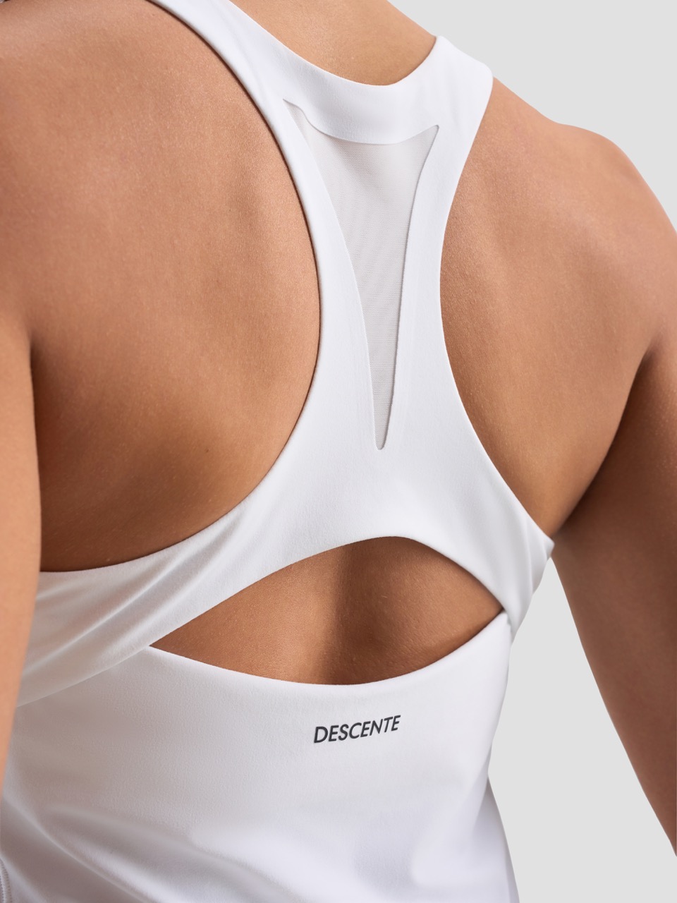 WOMEN'S TRAINING Tight-Fitting Sports Top