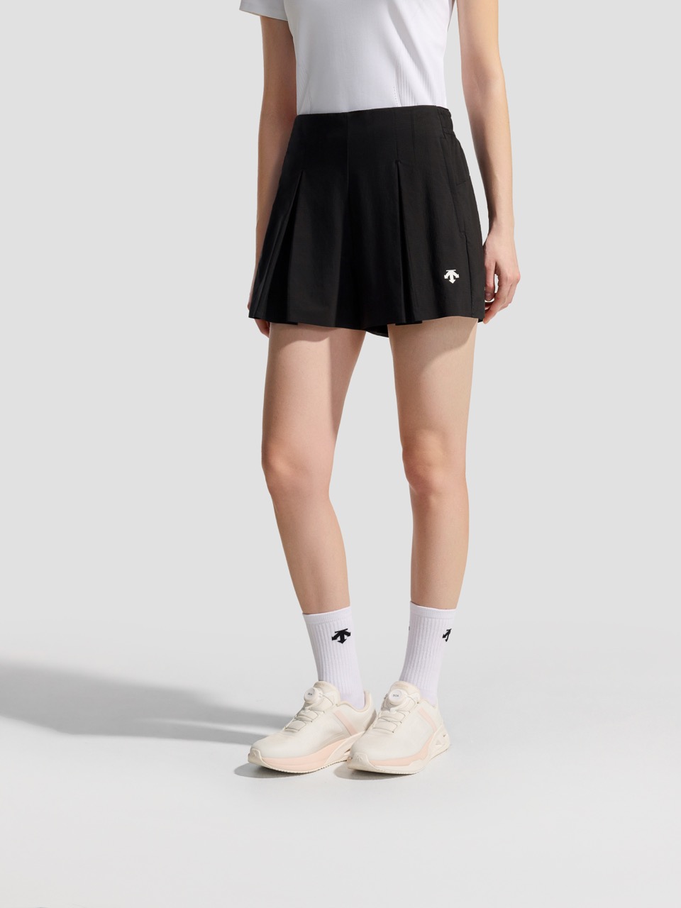 WOMEN'S TRAINING Woven Shorts