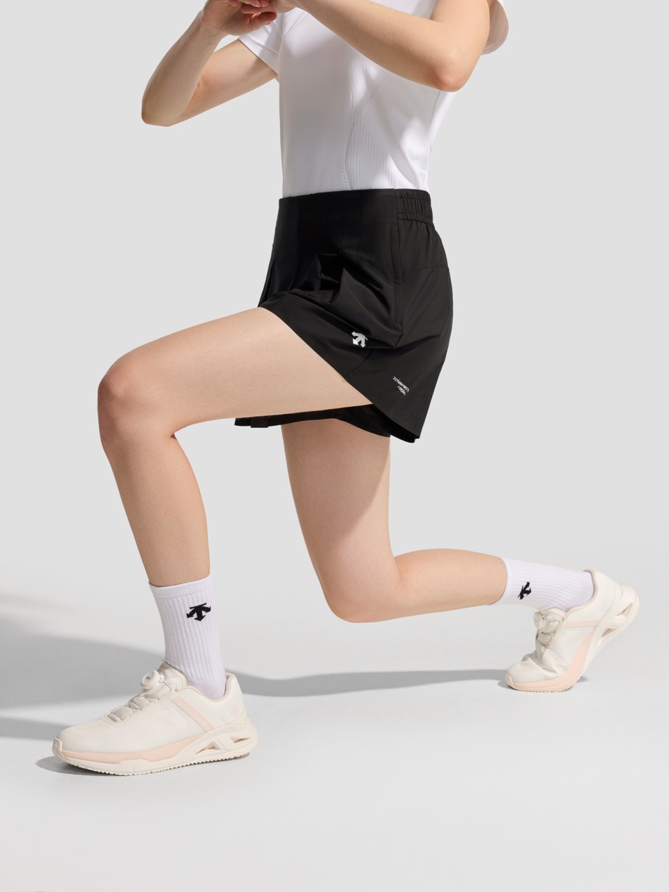 WOMEN'S TRAINING Woven Shorts