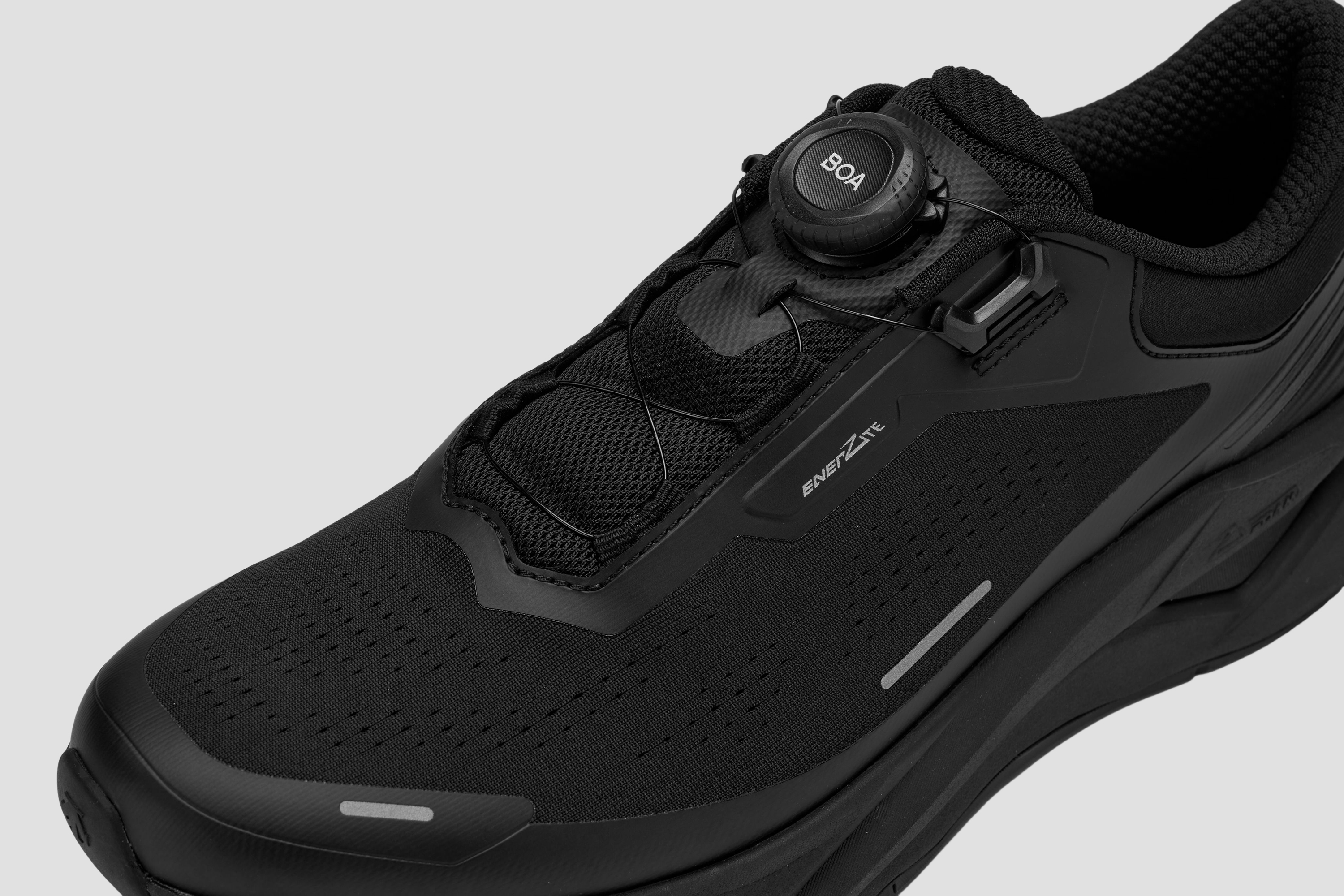 Men's Running LAVITATE 4.0 WIRE