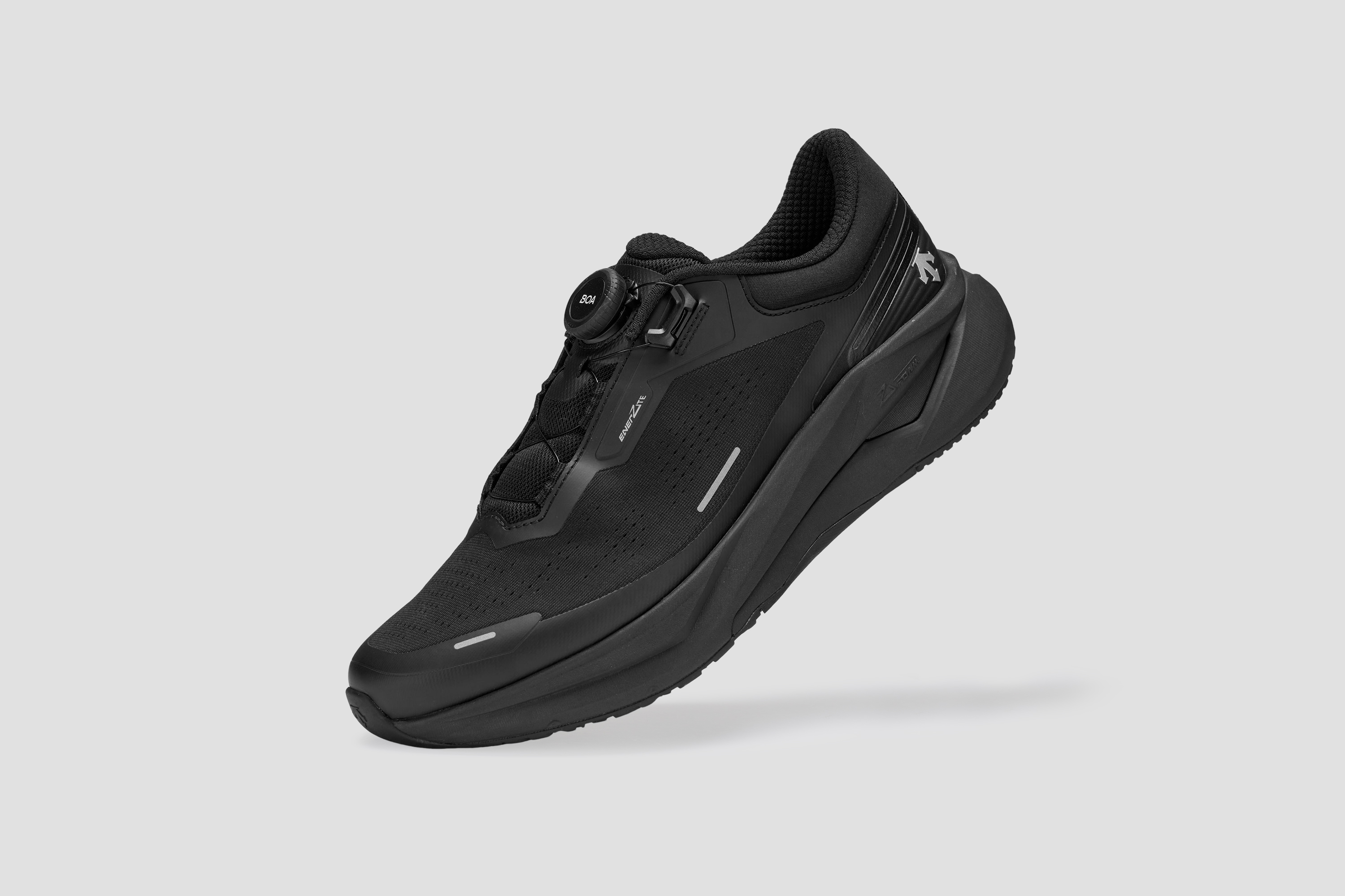 Men's Running LAVITATE 4.0 WIRE