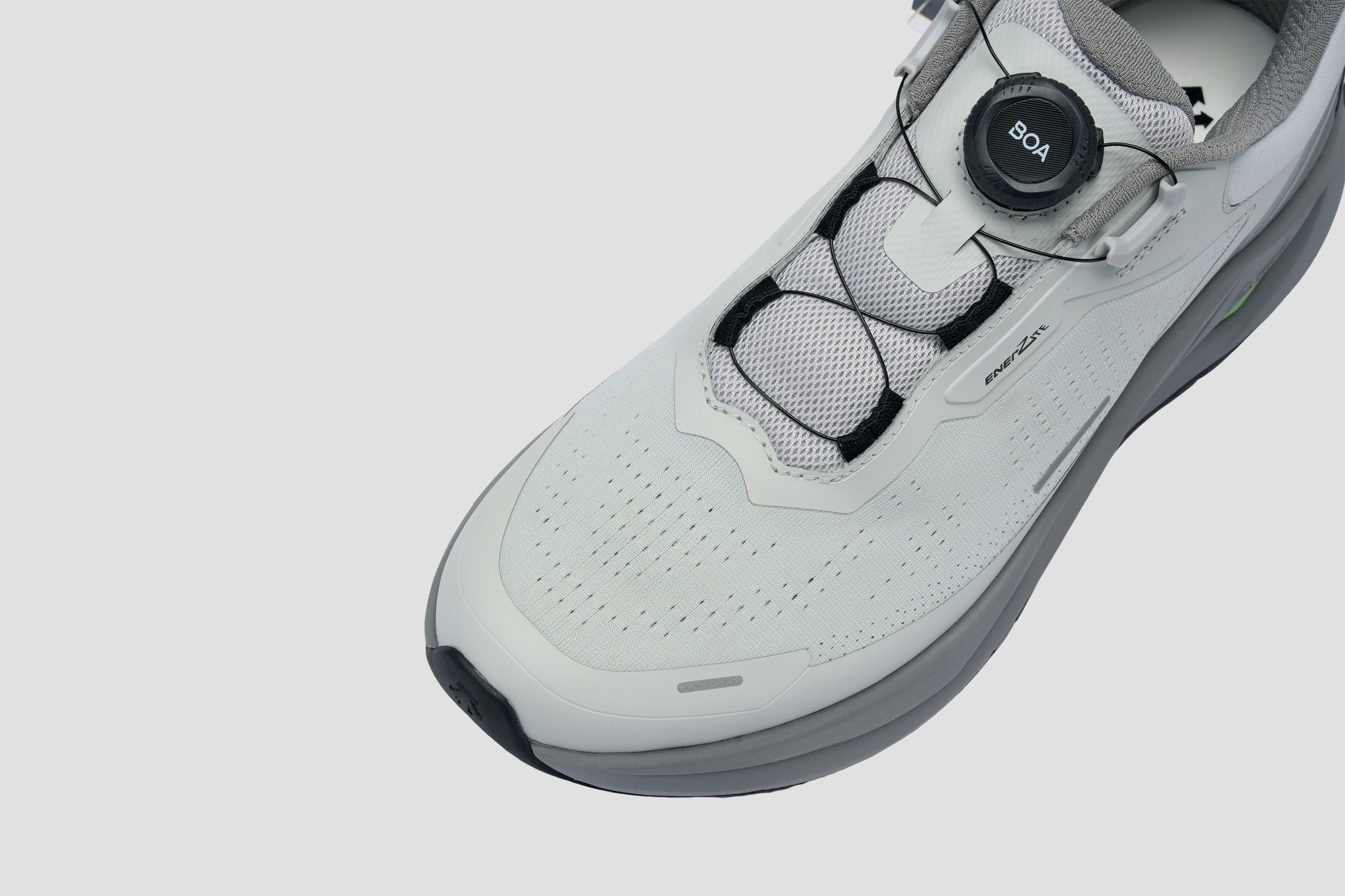 Men's Running LAVITATE 4.0 WIRE