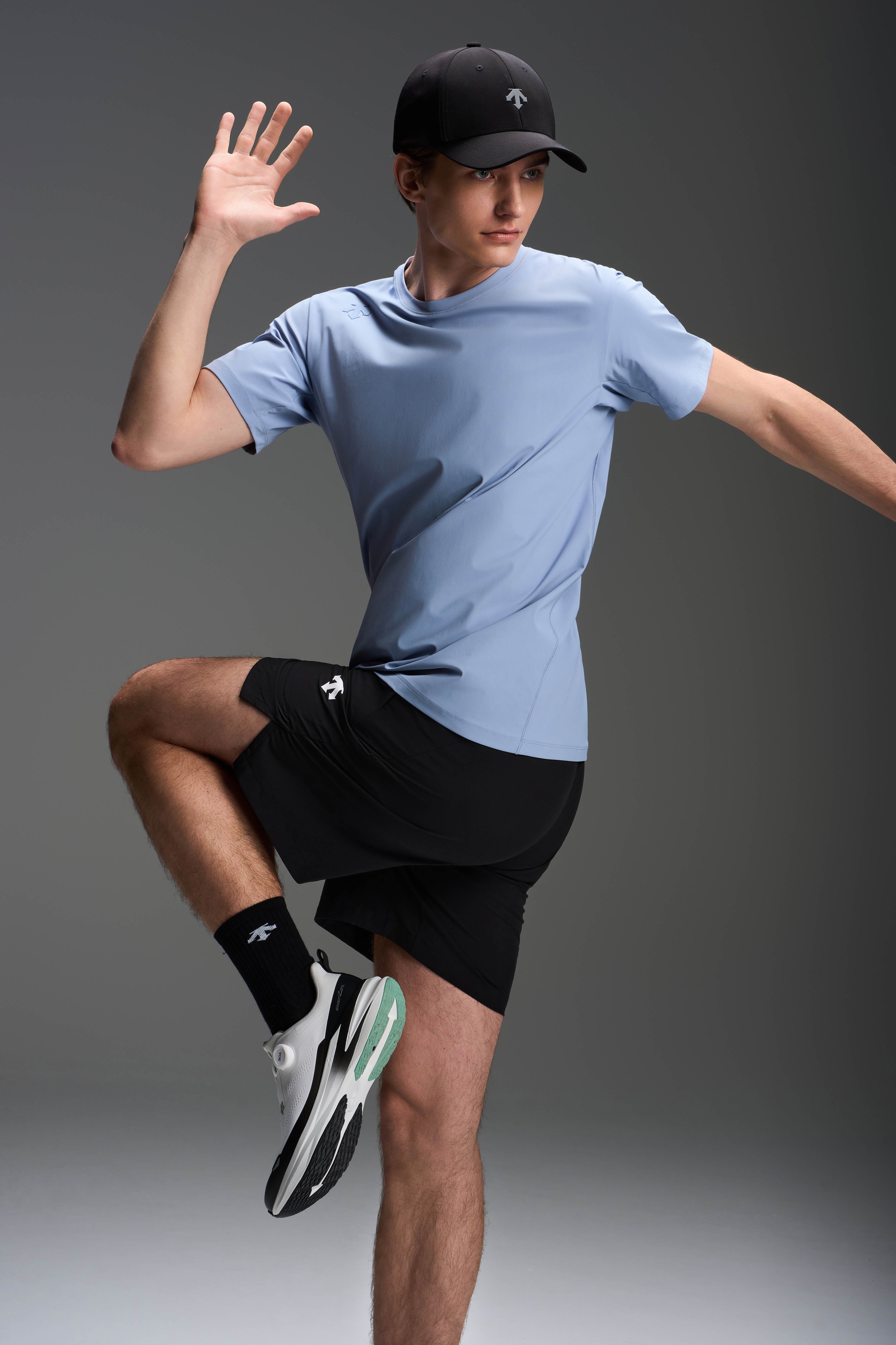 Men's Training Short Sleeve Knit T-Shirt