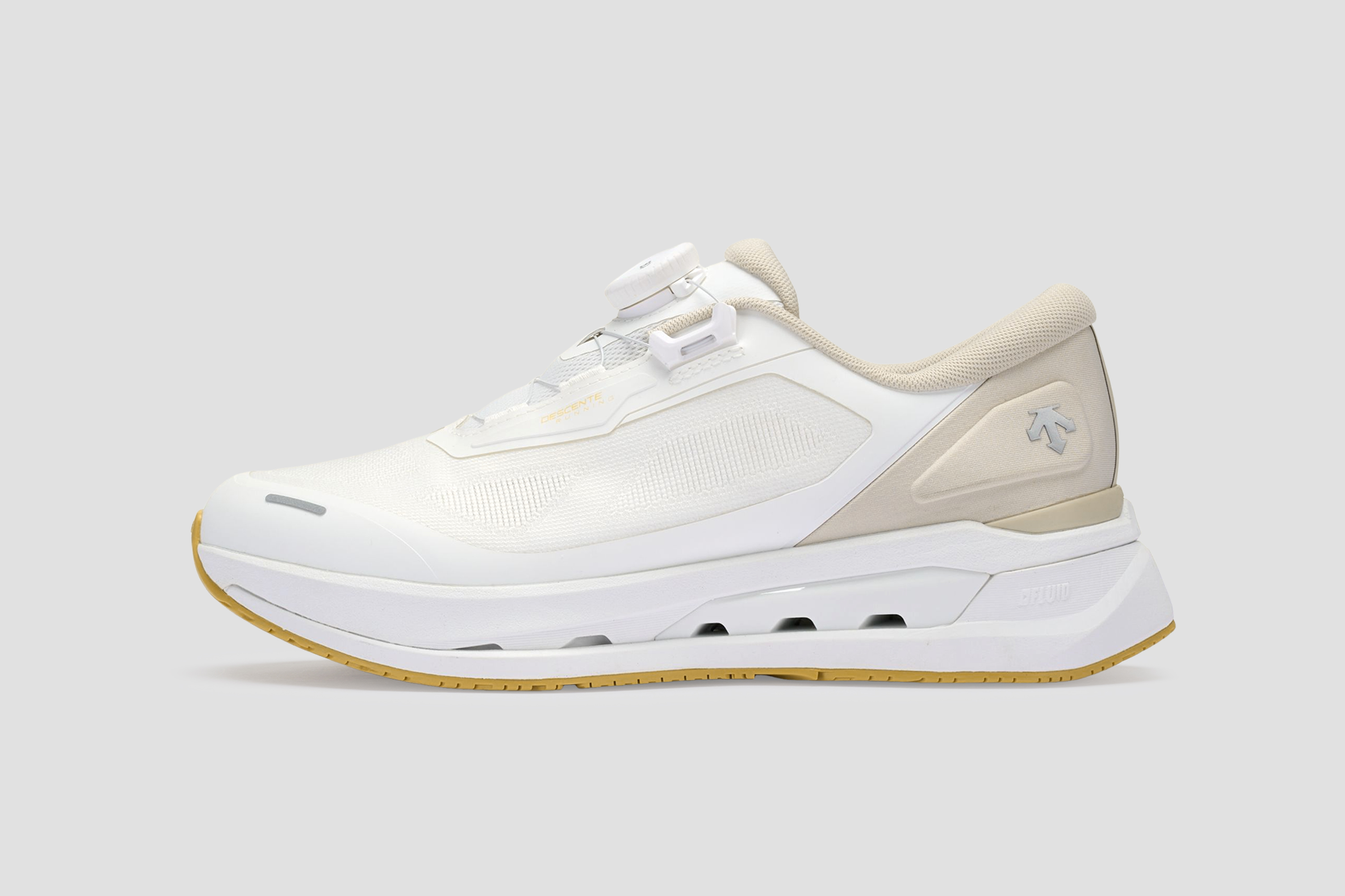 Women's D-FLUID AERO WIRE Running Shoes
