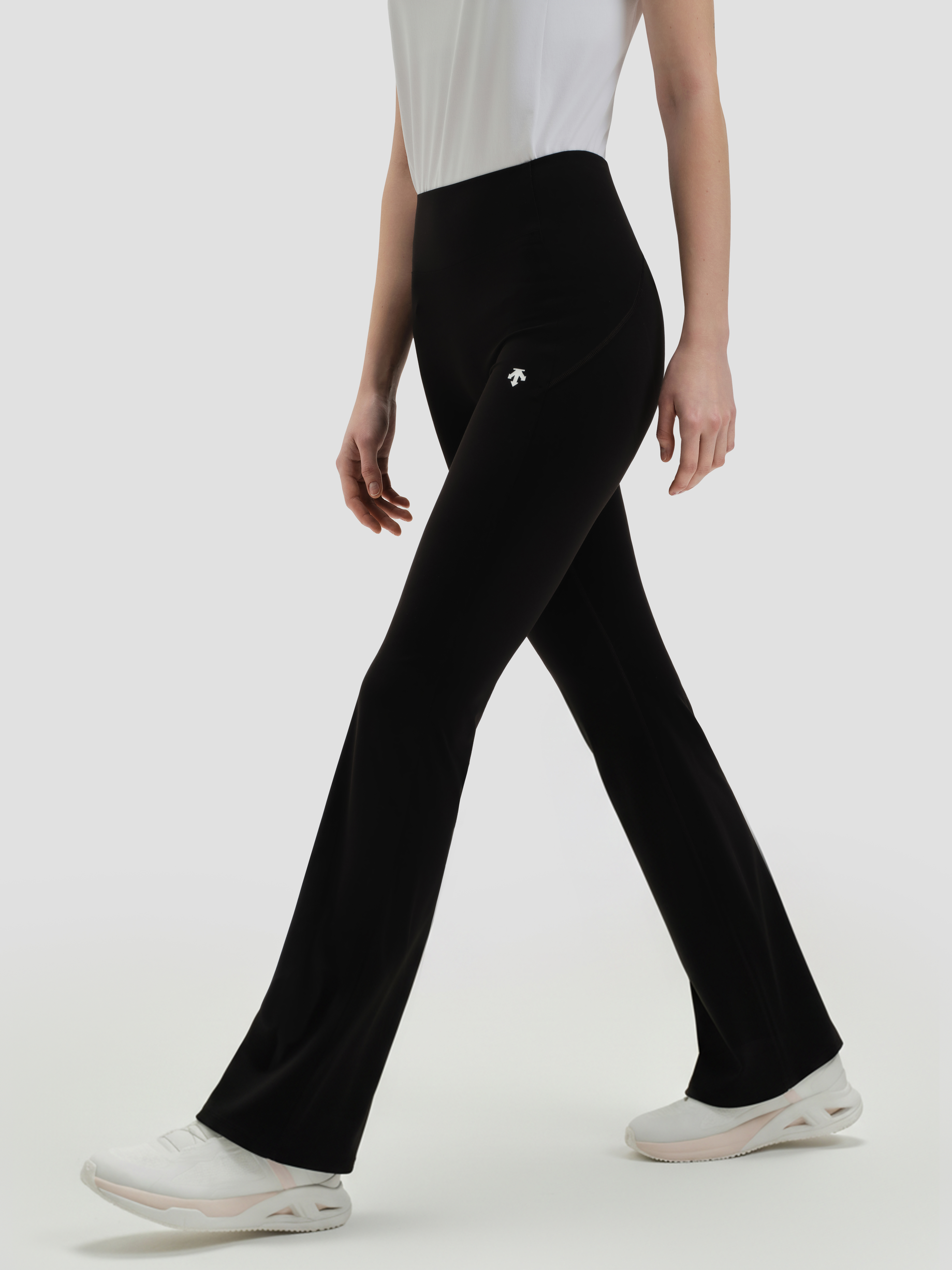 WOMEN'S TRAINING Flared Leggings