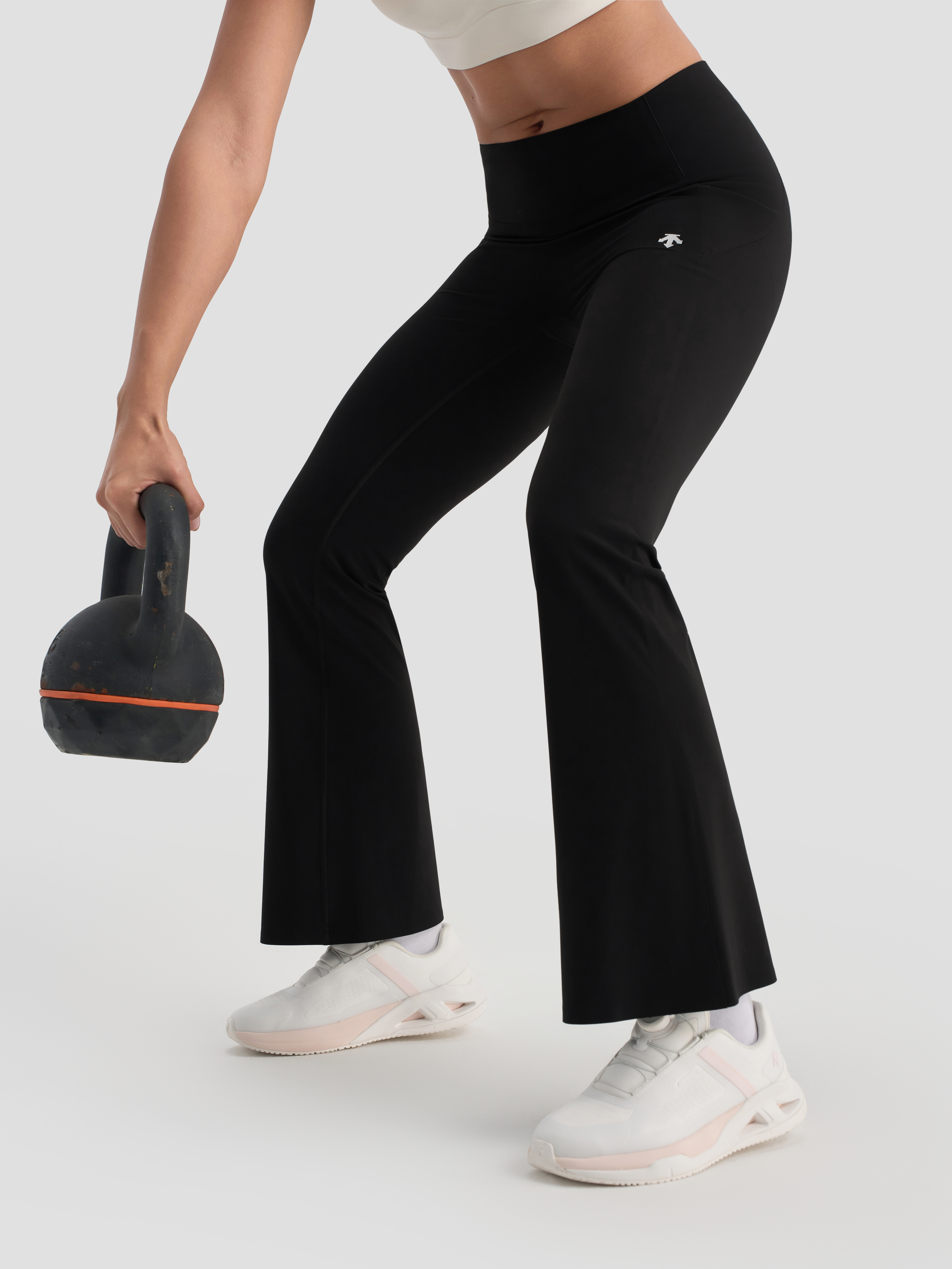 WOMEN'S TRAINING Flared Leggings