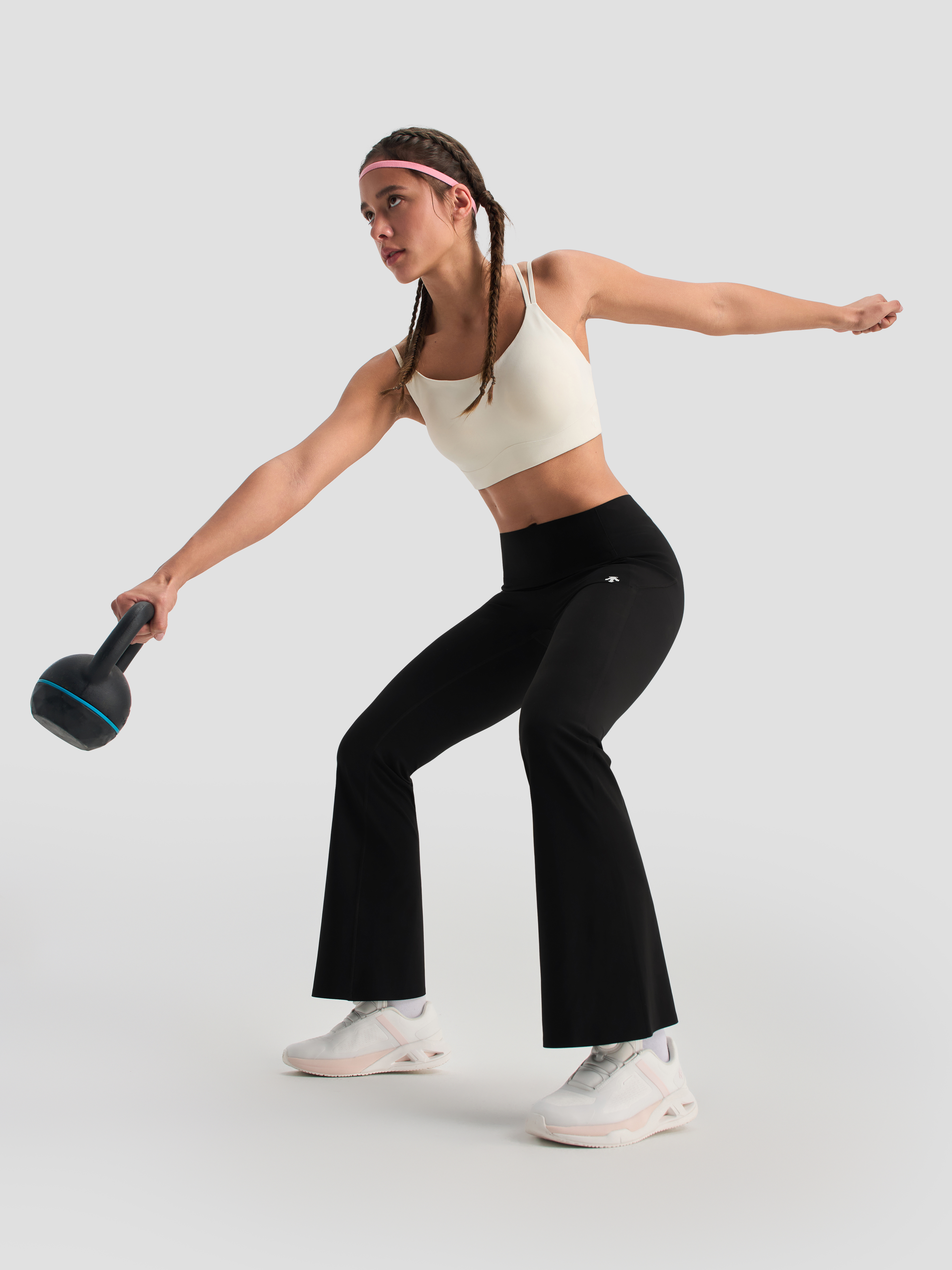 WOMEN'S TRAINING Flared Leggings