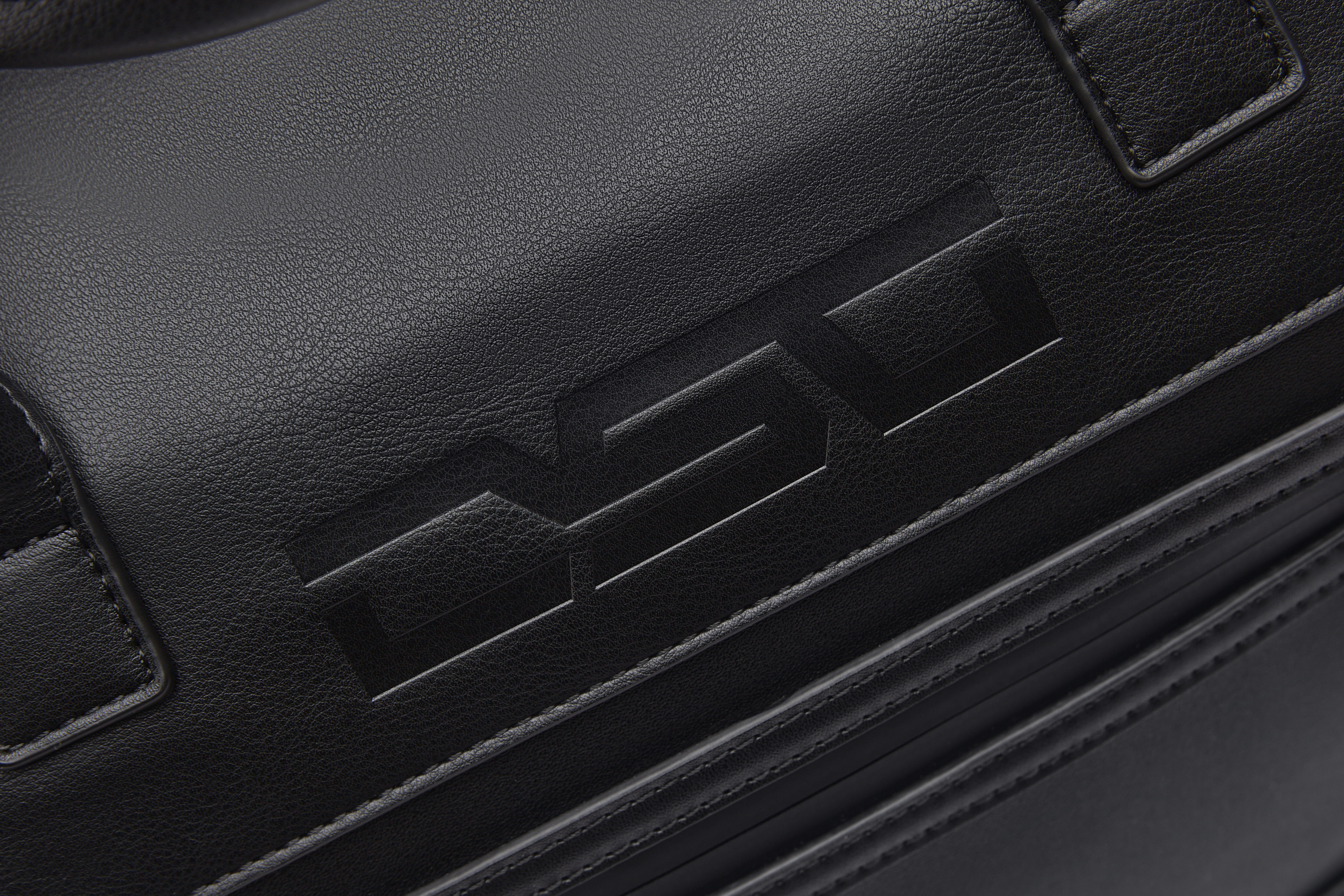 GOLF FIELD Shoulder Bag-Descente SG