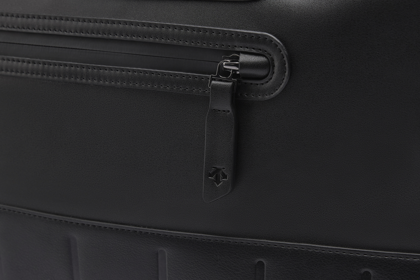 GOLF FIELD Shoulder Bag-Descente SG