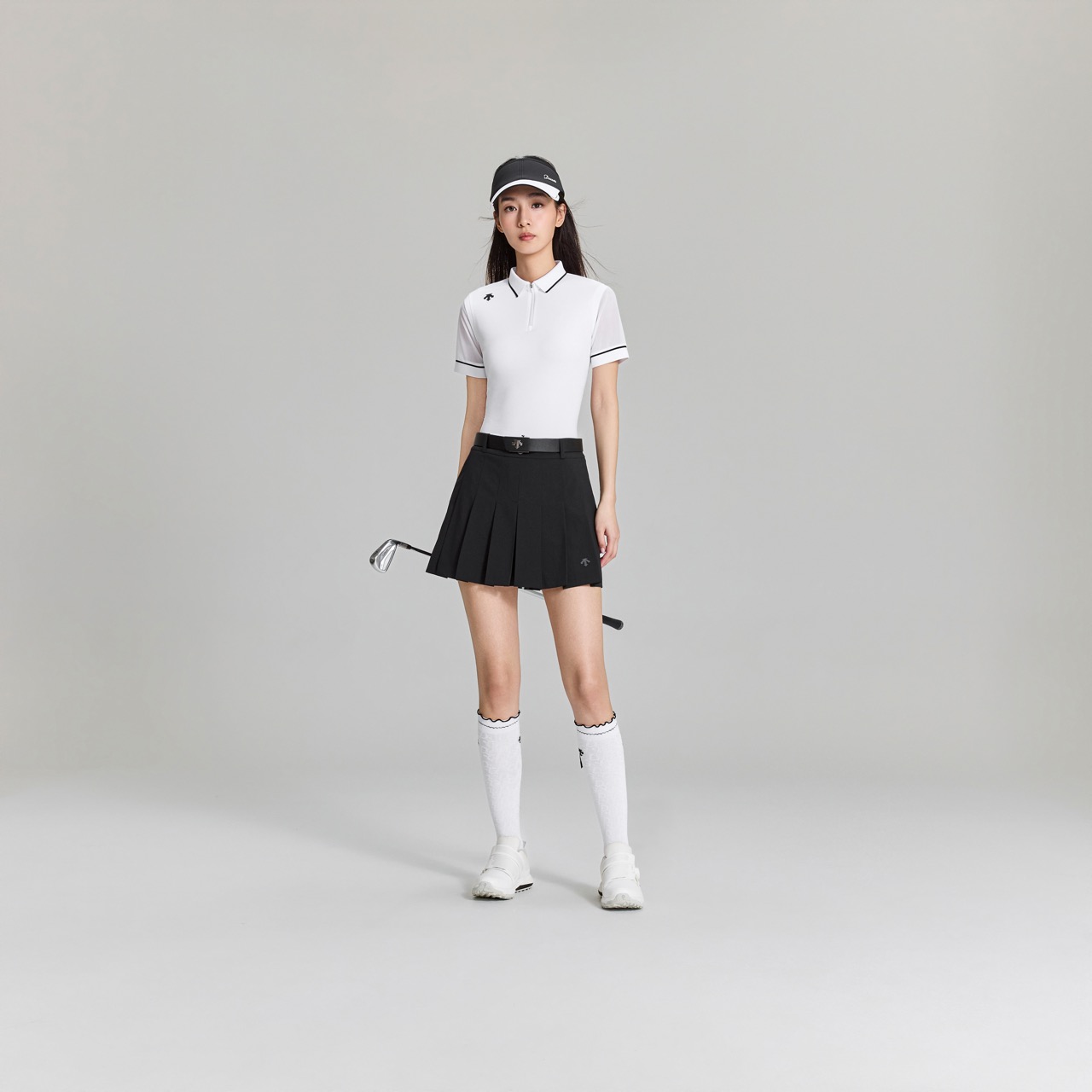 WOMEN'S GOLF Woven Shorts