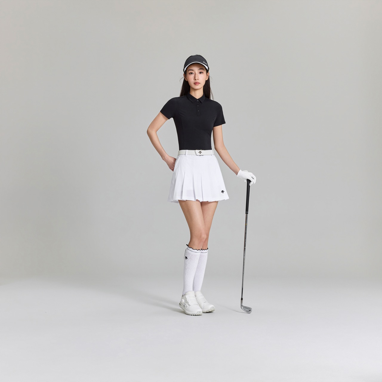 WOMEN'S GOLF Woven Shorts