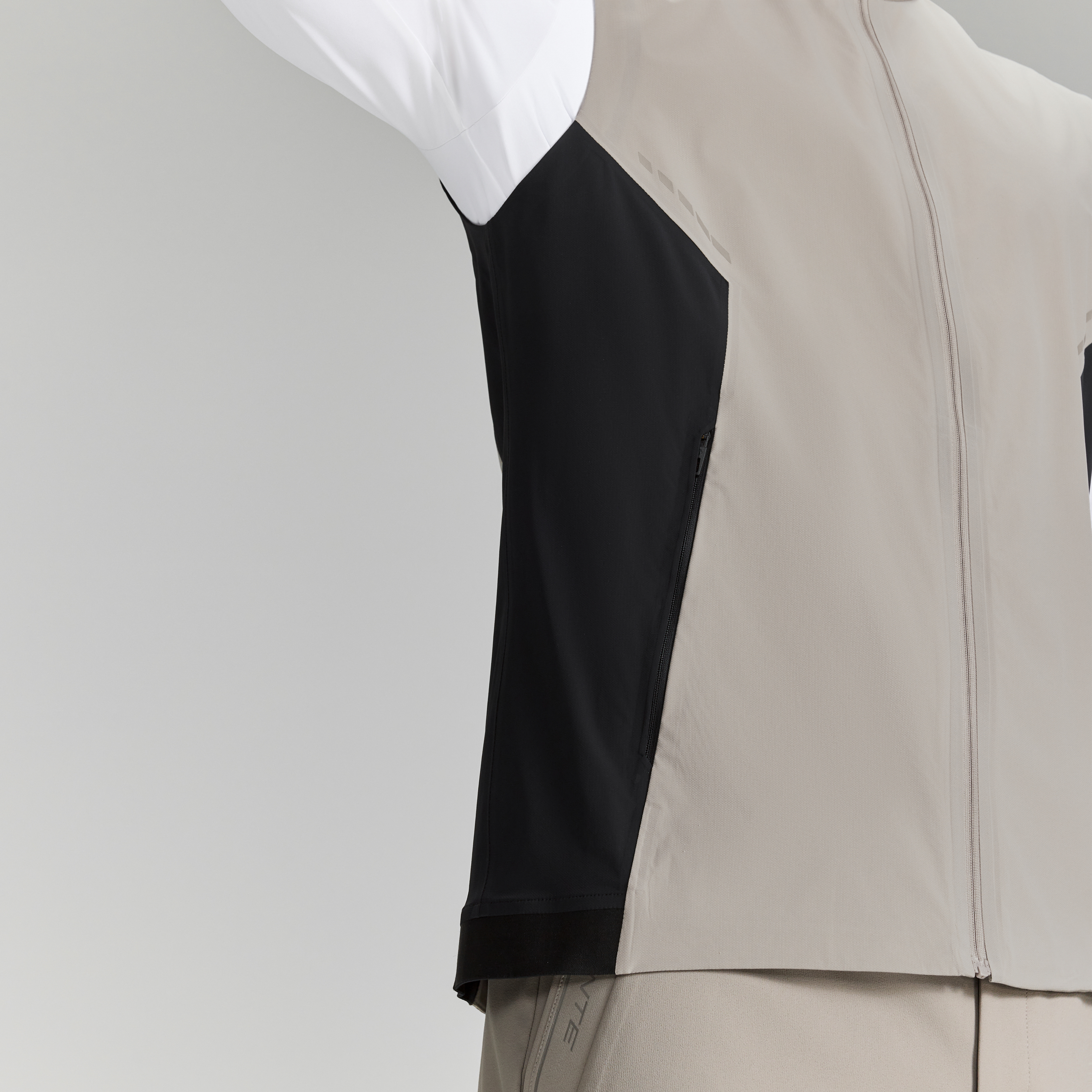 Men's Golf Woven Vest