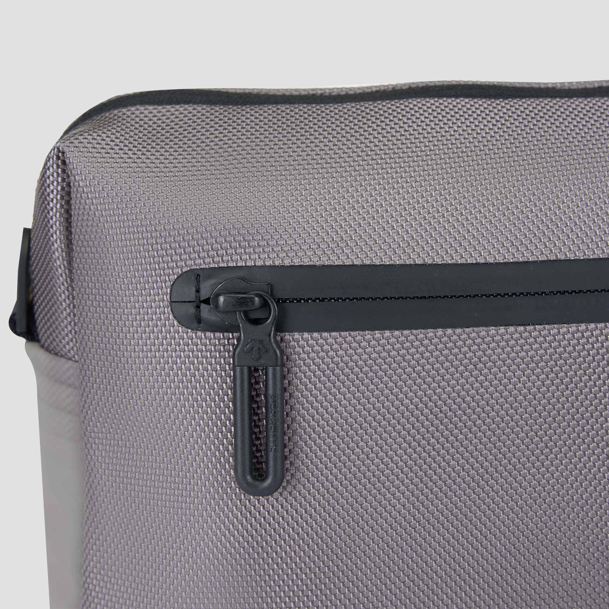 Unisex Move Crossbody Bag