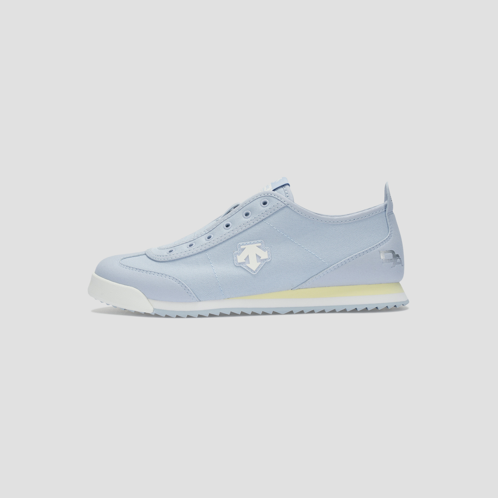 WOMEN'S CHRON Series Slip-On Casual Sneakers