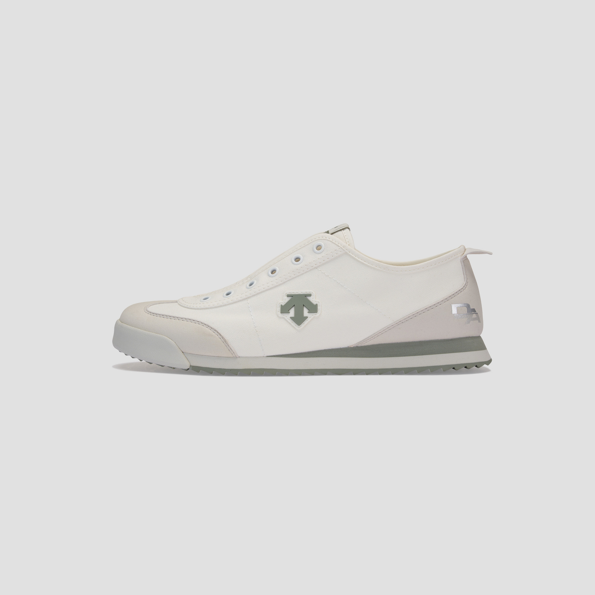 WOMEN'S CHRON Series Slip-On Casual Sneakers