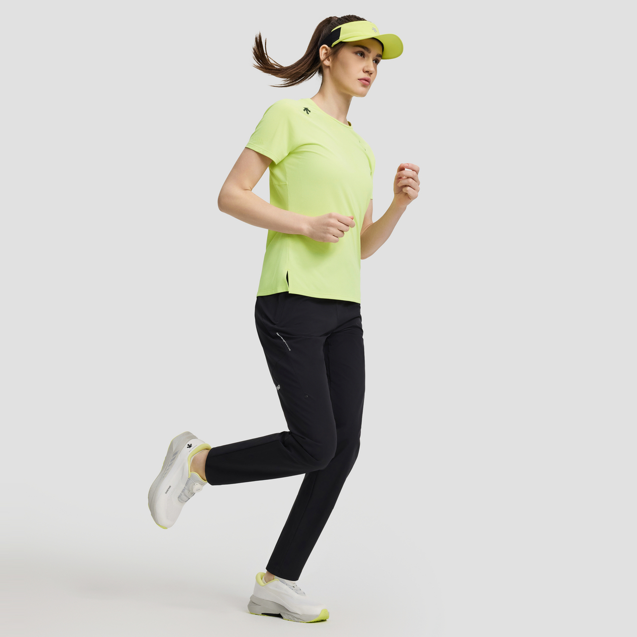 RUNNING Women Woven Pants