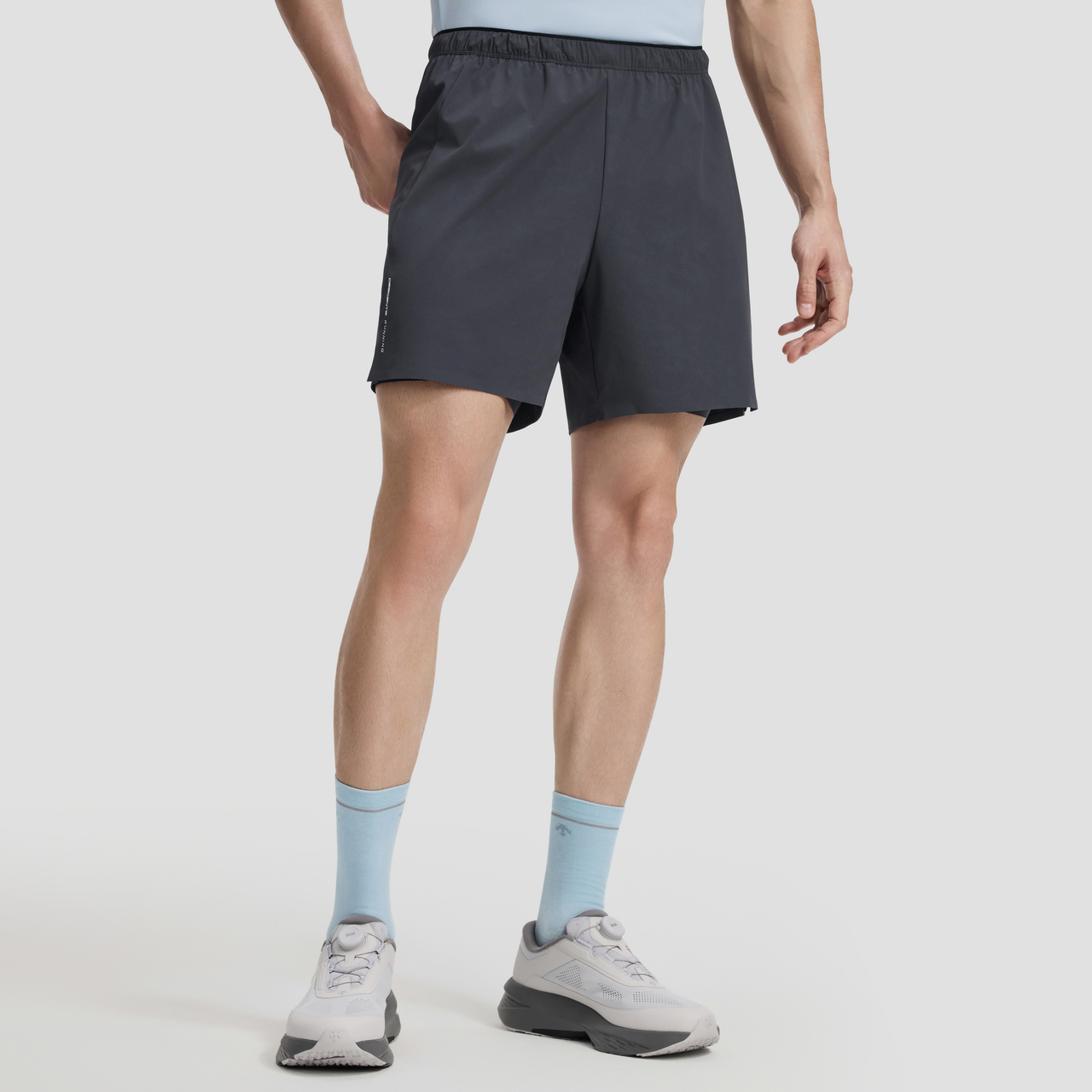RUNNING Men Woven Shorts