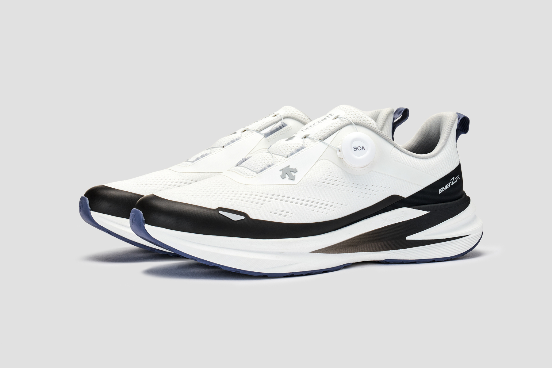 Performance Women LAVITATE WIRE 3.0 Shoes