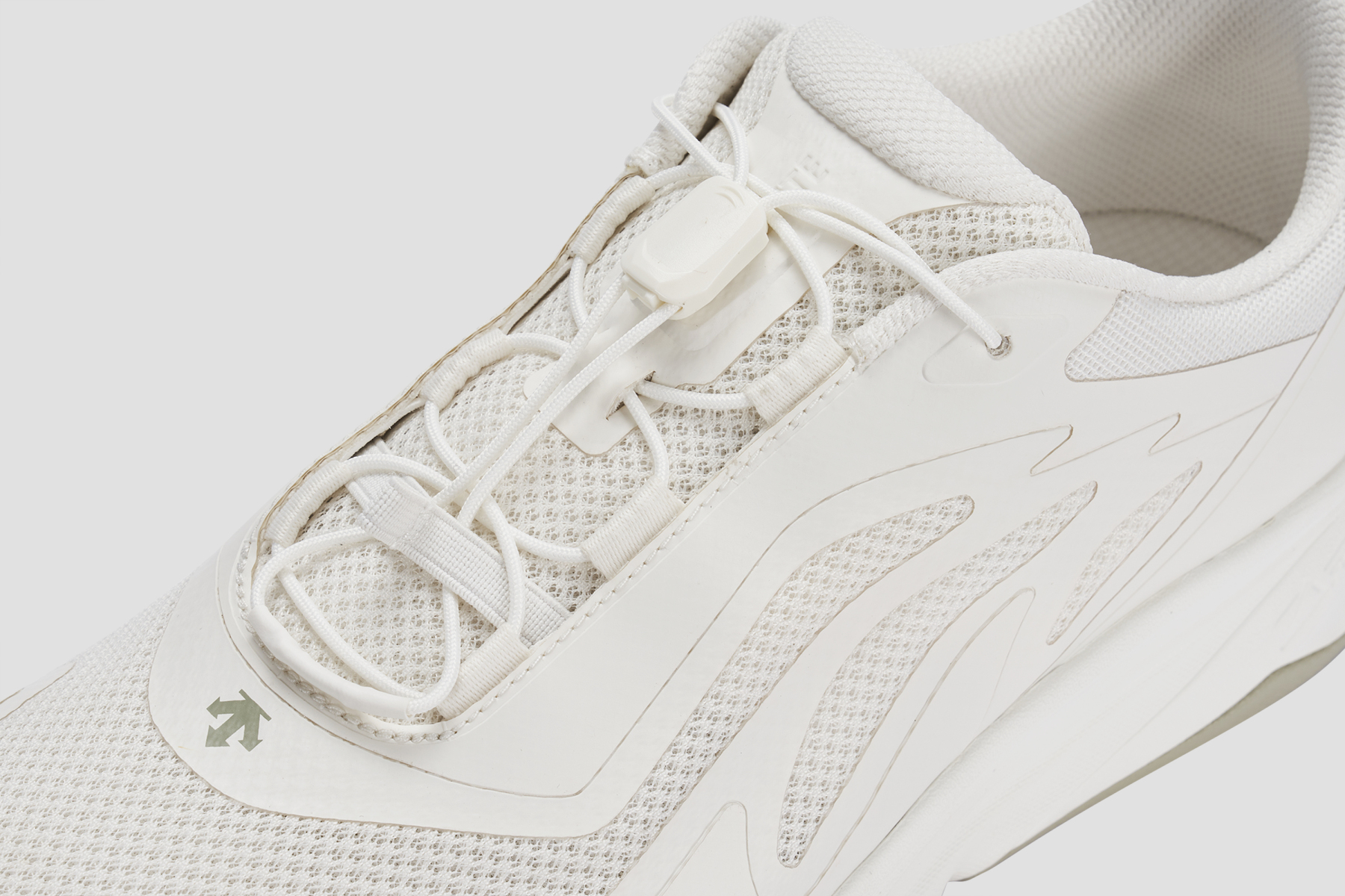 RUNNING Womens Lavitate WIire 2.0