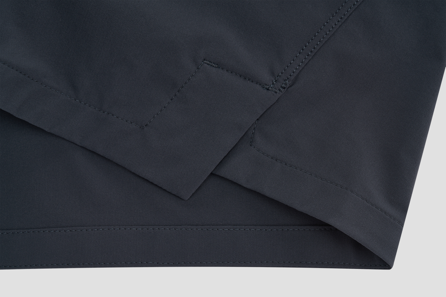 TRAINING Men Woven Shorts