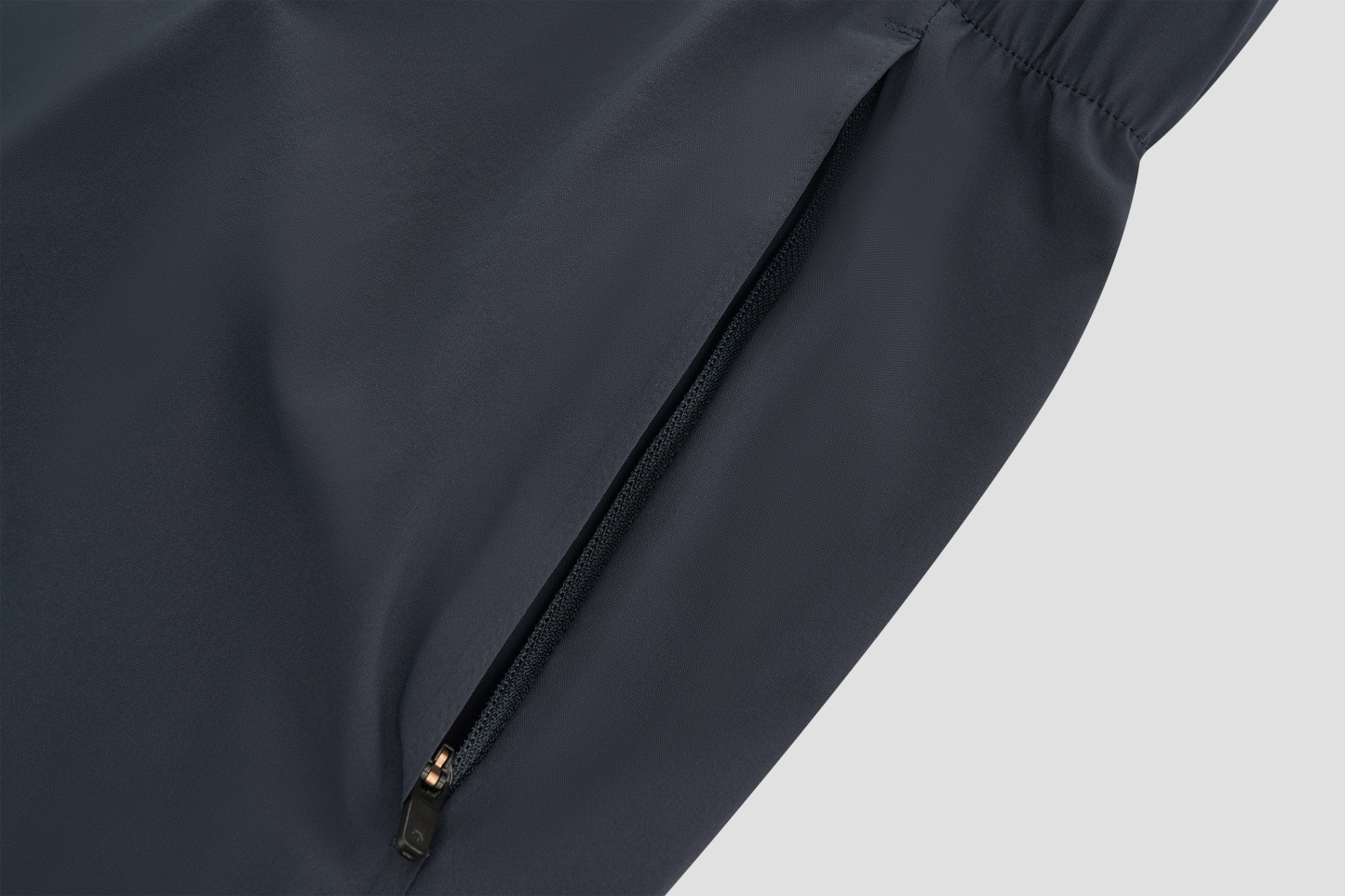 TRAINING Men Woven Shorts