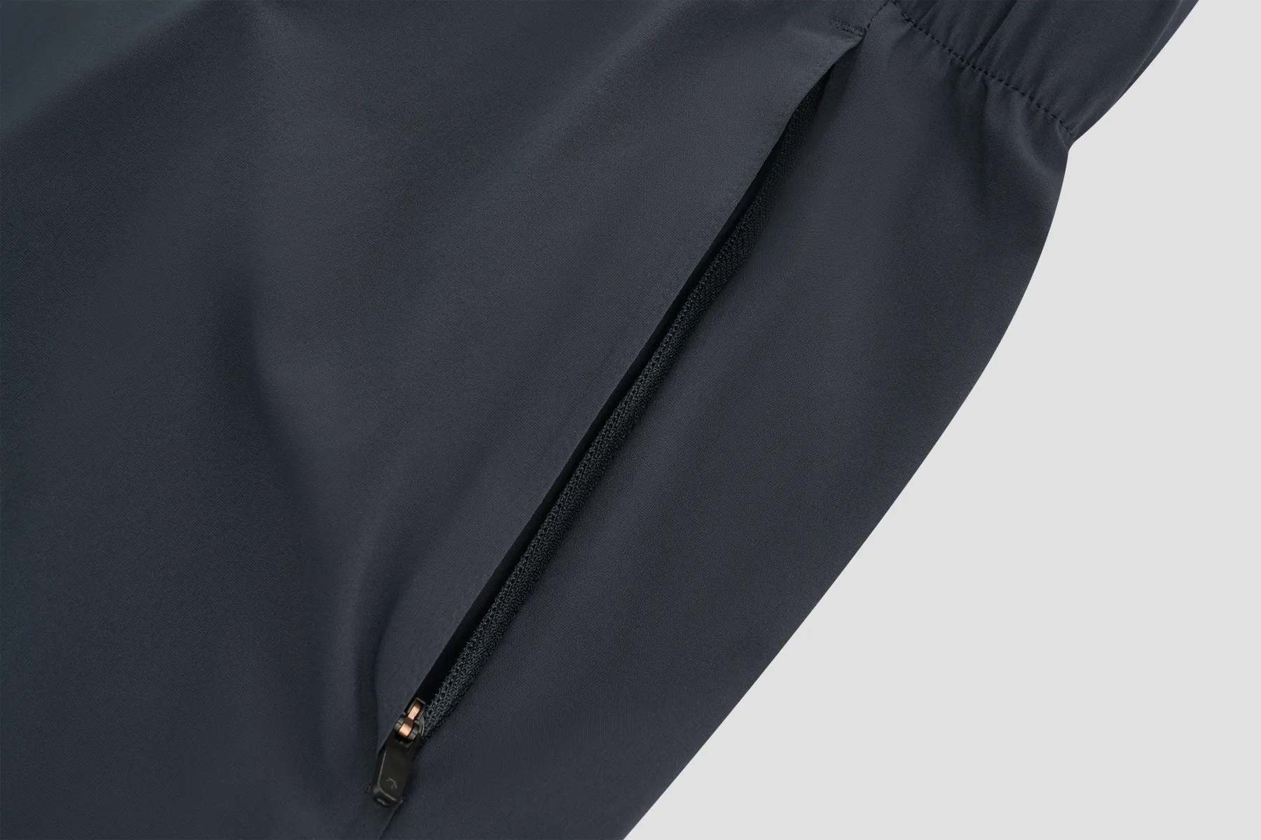 TRAINING Men Woven Shorts