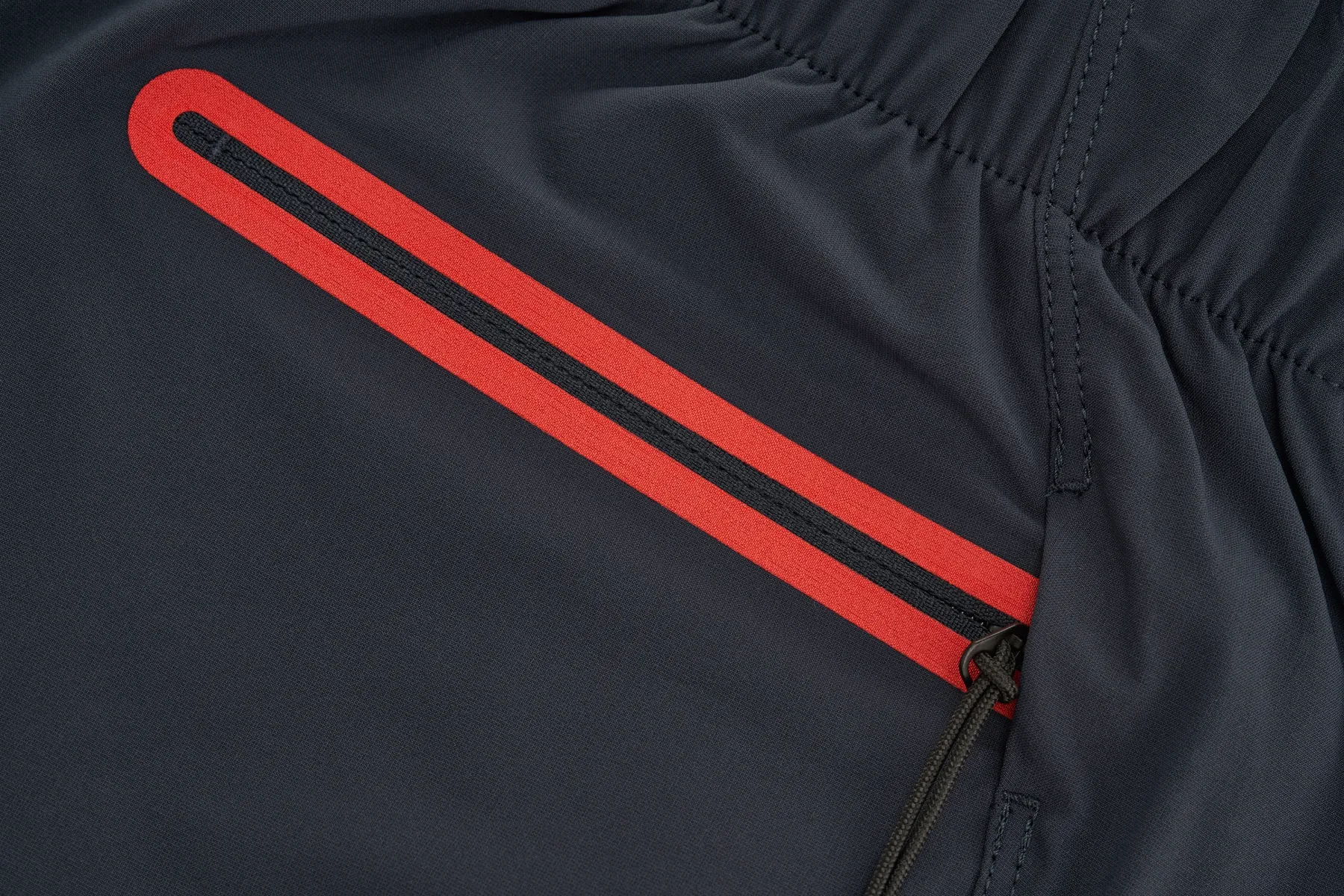 TRAINING Men Woven Shorts