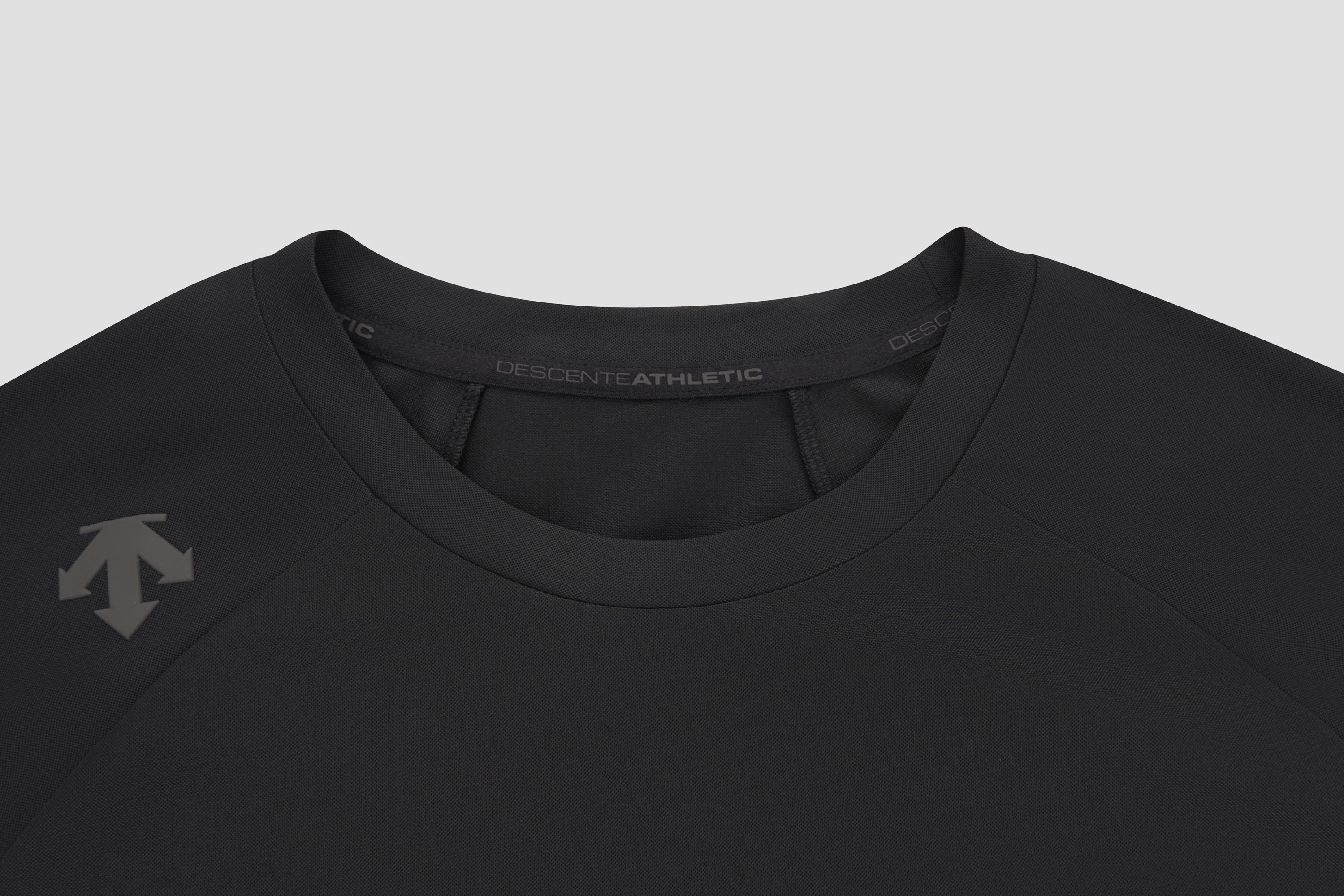 TRAINING Men Short Sleeve Tees