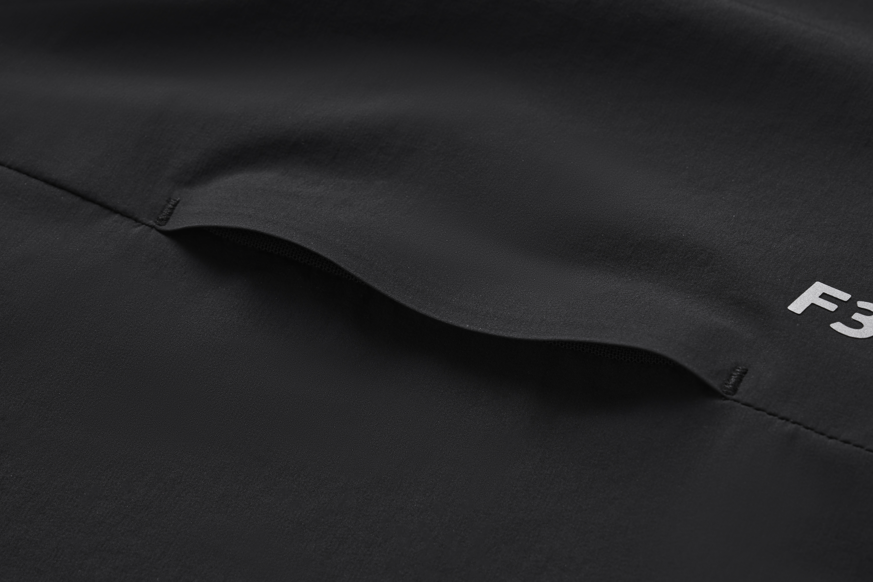 WOMENâ€™S RUNNING Women Woven Pants