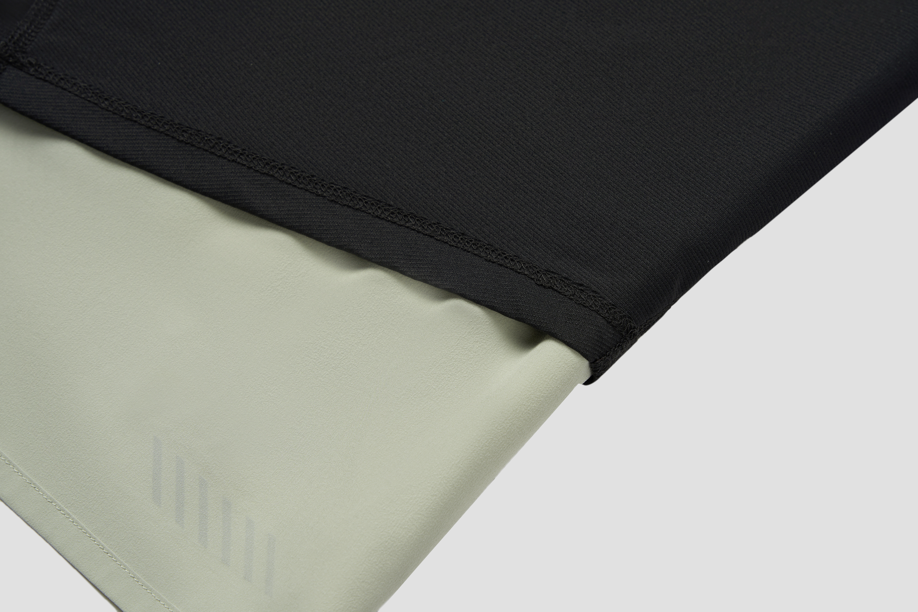 RUNNING Men Woven Shorts