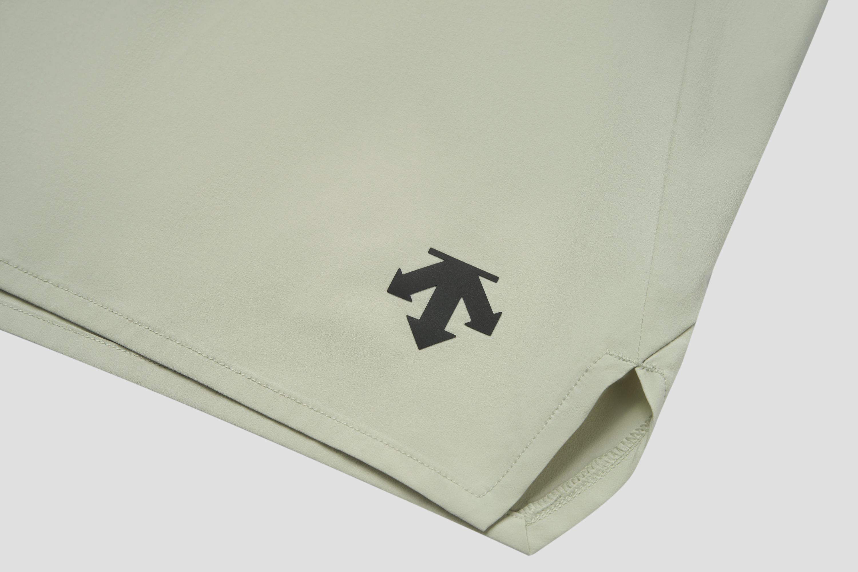 RUNNING Men Woven Shorts