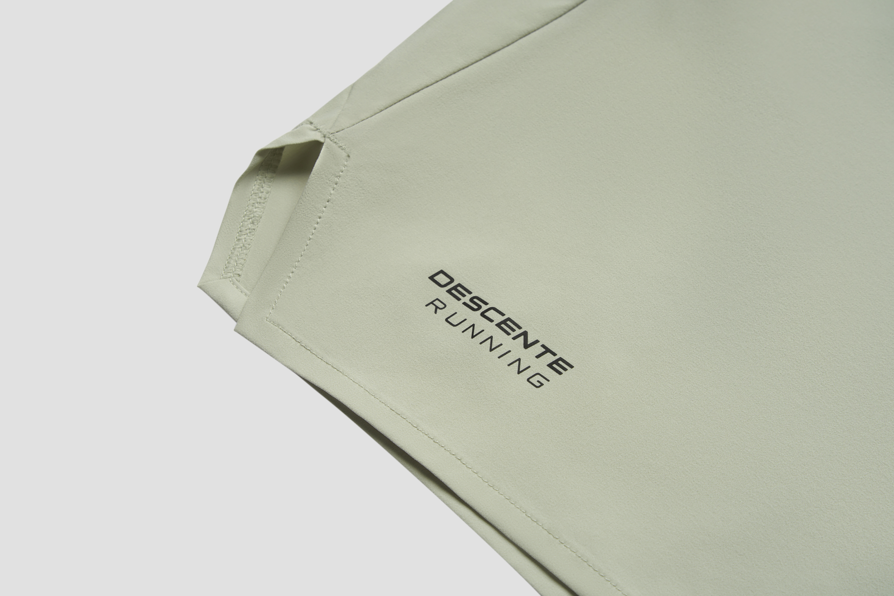 RUNNING Men Woven Shorts